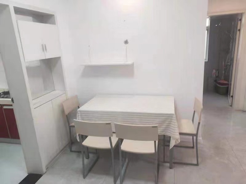 星语林名园 2室2厅1卫 1800.0元/月 星语林名园 2室2厅1卫 1800.0元/月室内图