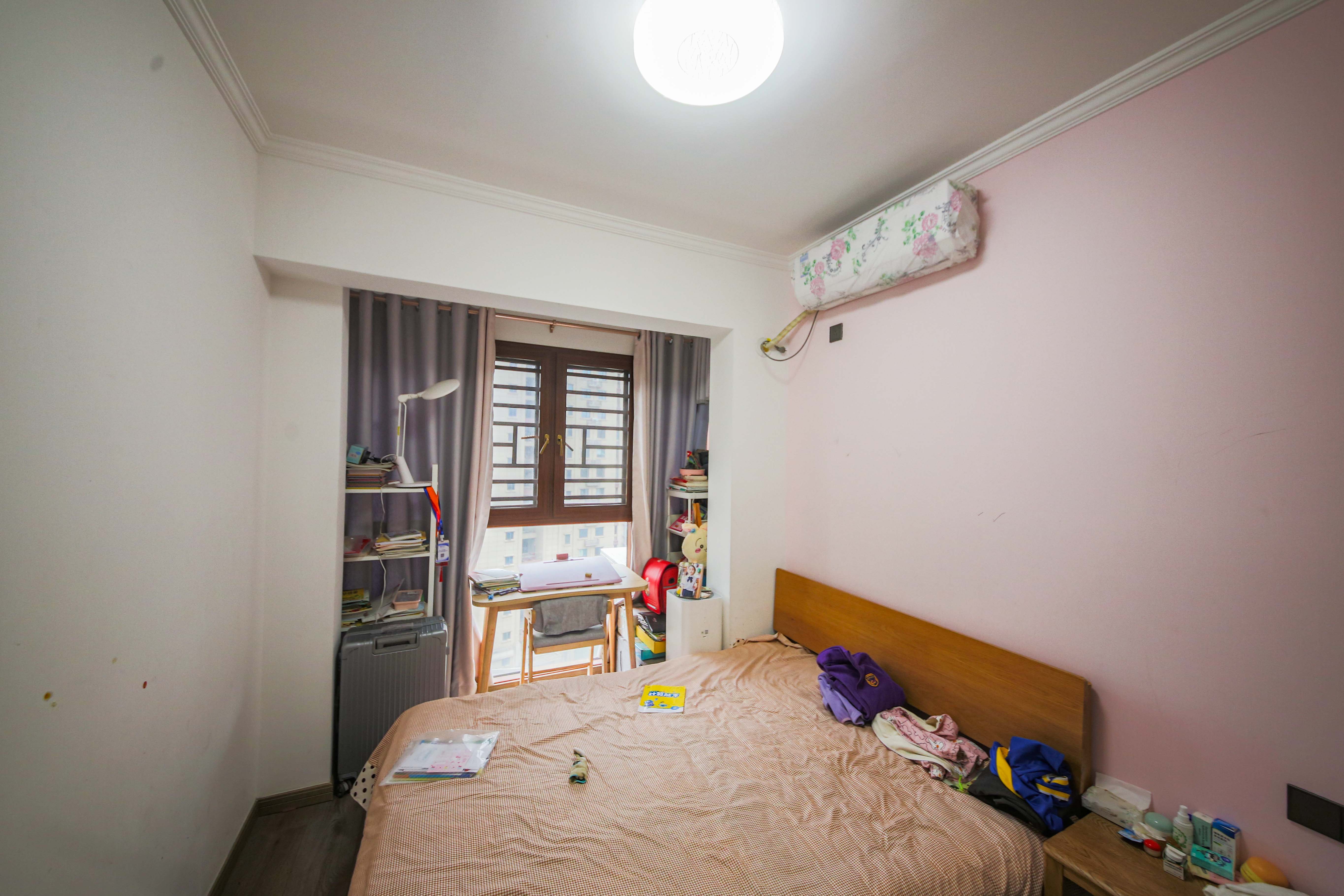 轻盐阳光CEO(轻盐雅苑)(轻奢时代) 4室2厅2卫 105.0万 轻盐阳光CEO(轻盐雅苑)(轻奢时代) 4室2厅2卫 105.0万卧室