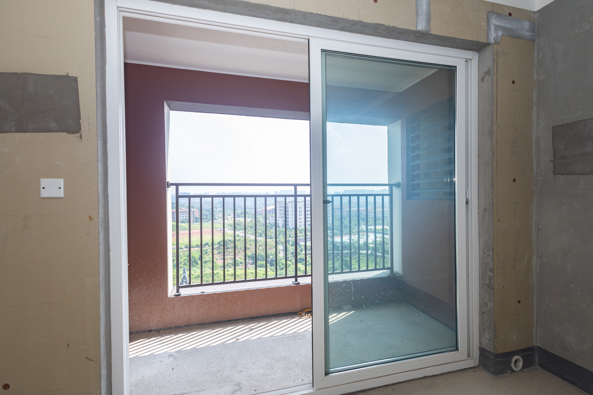 金地艺境 3室2厅1卫 65.8万 金地艺境 3室2厅1卫 65.8万阳台