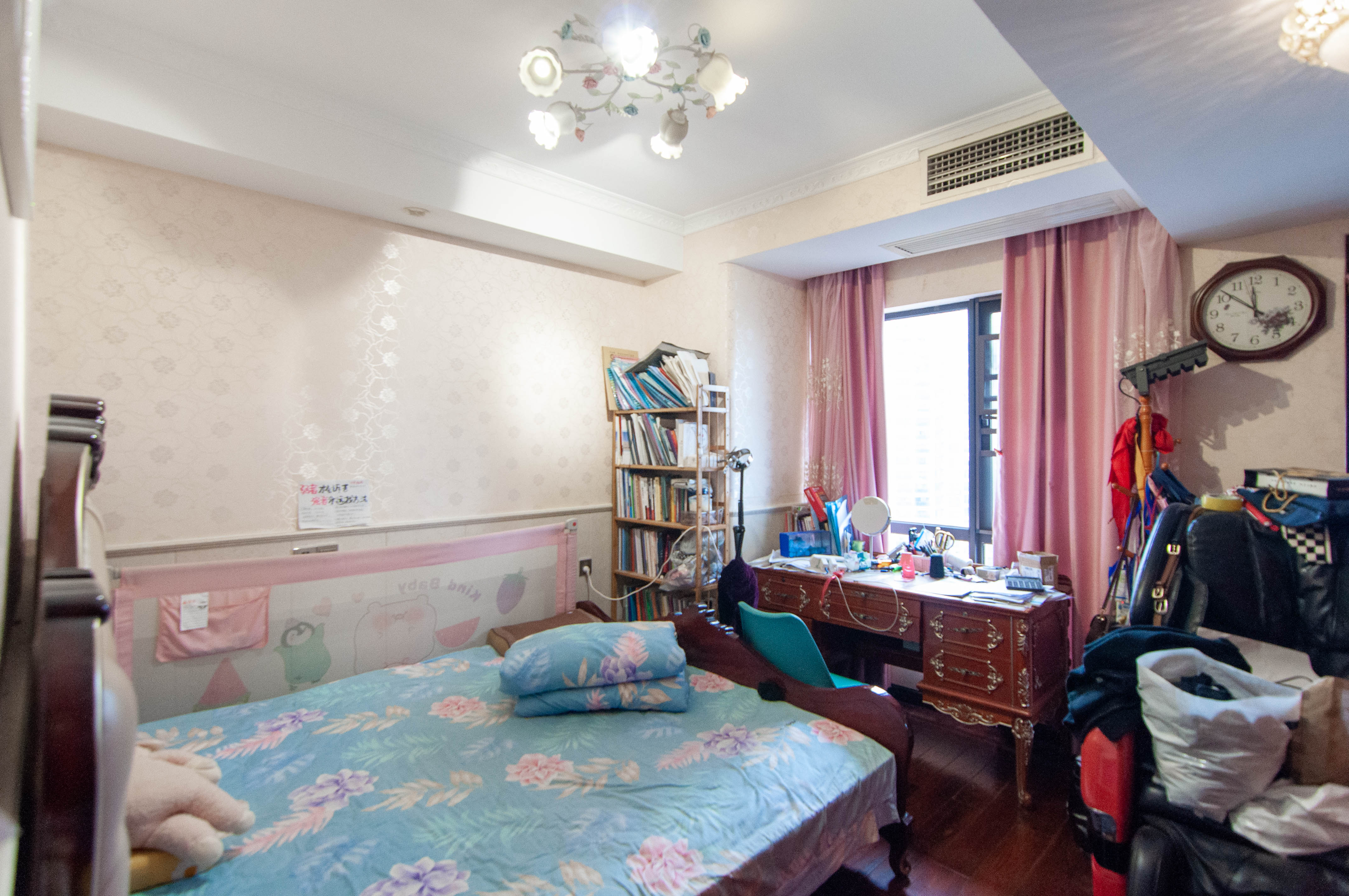达美D6区  4室2厅2卫   208.00万其他