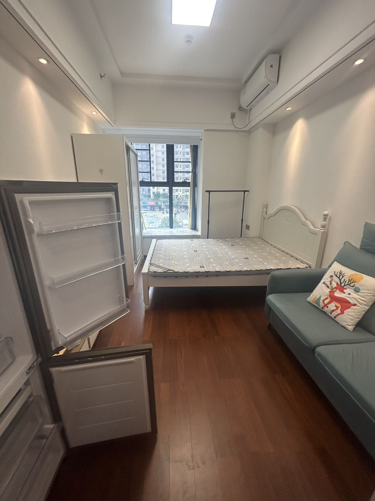 福天藏郡院子  1室1厅1卫    1000.0元/月室内图