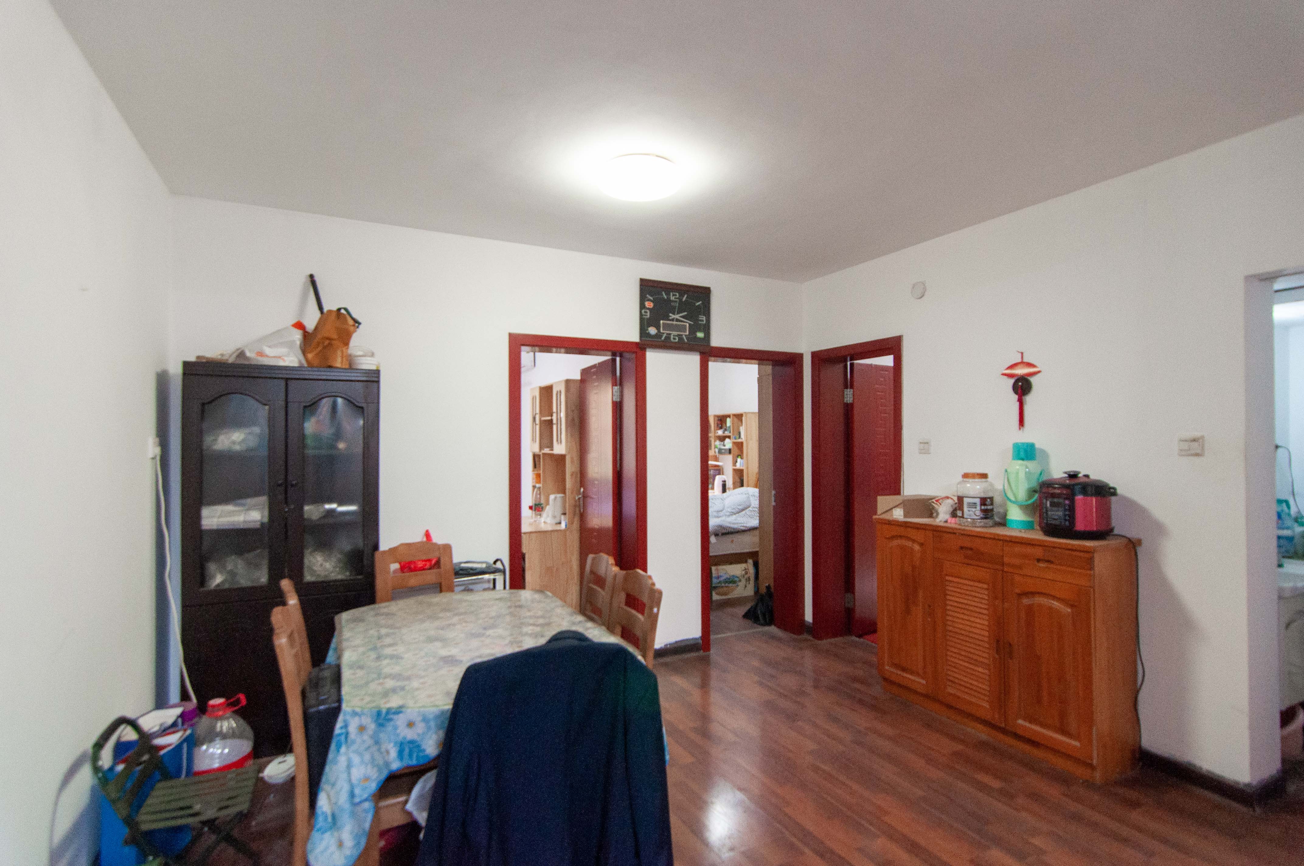 阳明山庄 3室2厅1卫 66.0万 阳明山庄 3室2厅1卫 66.0万客厅