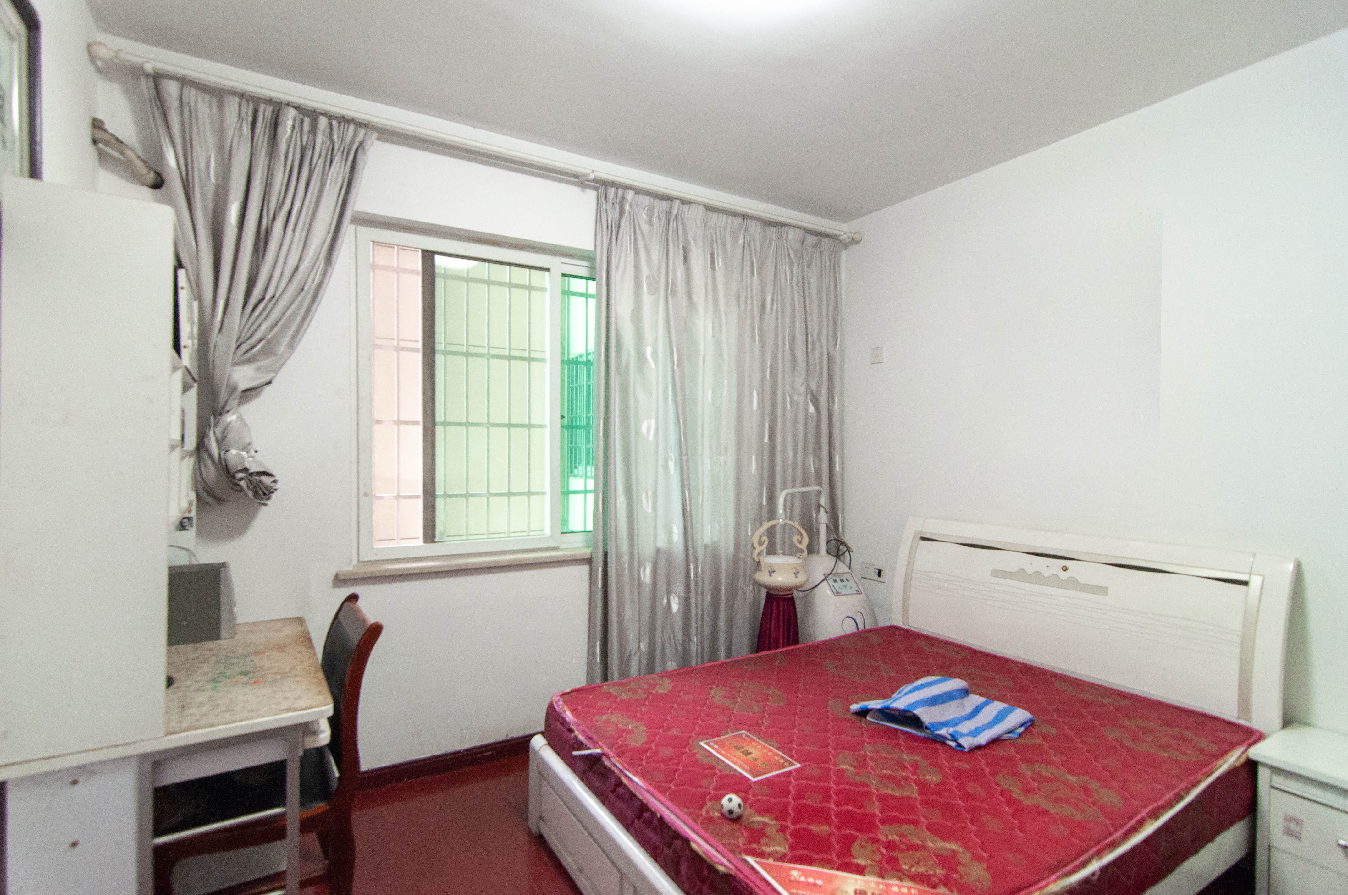 麓谷加州阳光 3室2厅2卫 92.00万 麓谷加州阳光 3室2厅2卫 92.00万其他