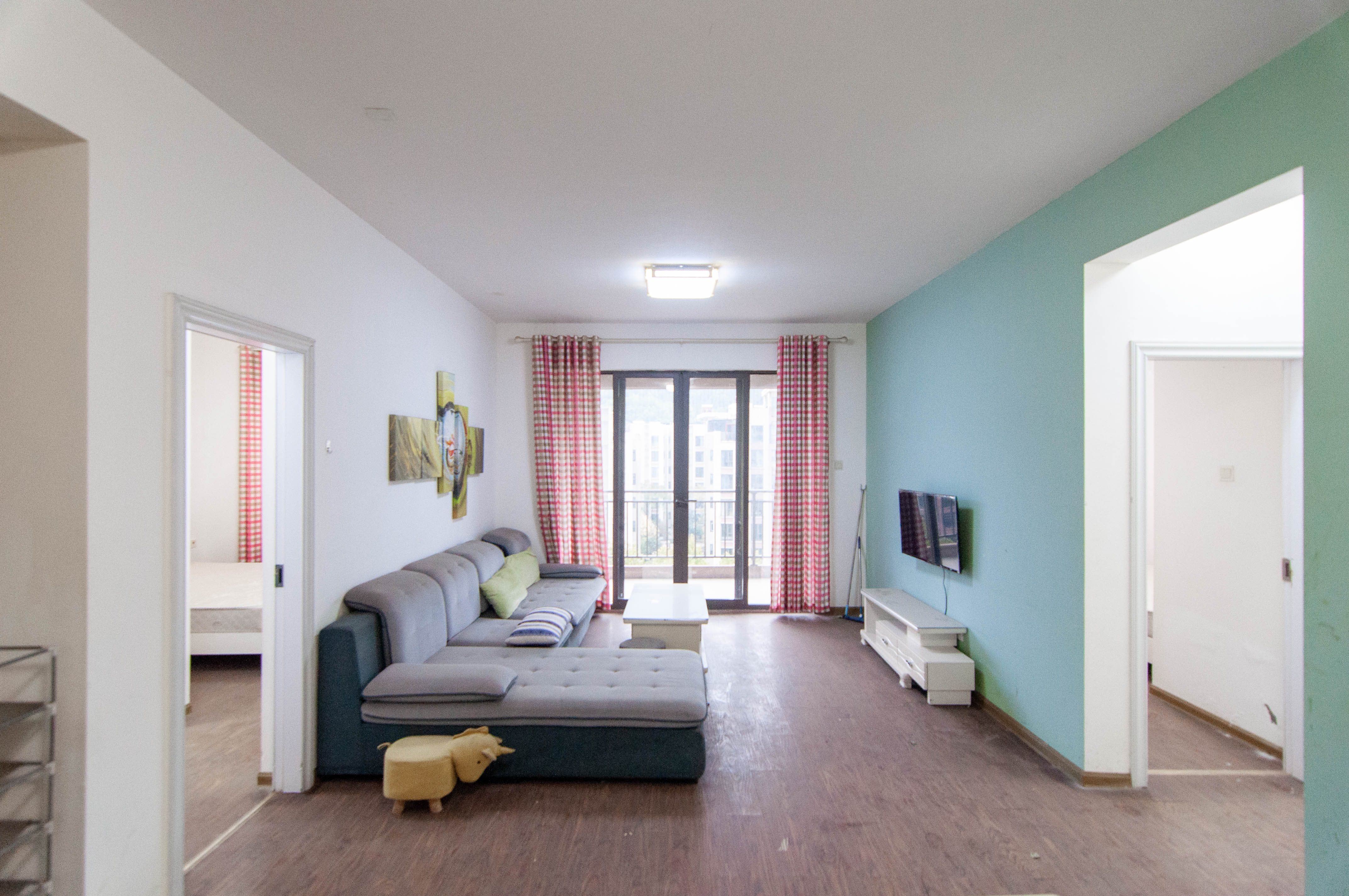 佳兆业云顶梅溪湖(佳兆业梅溪荟) 3室2厅1卫 122.0万 佳兆业云顶梅溪湖(佳兆业梅溪荟) 3室2厅1卫 122.0万客厅