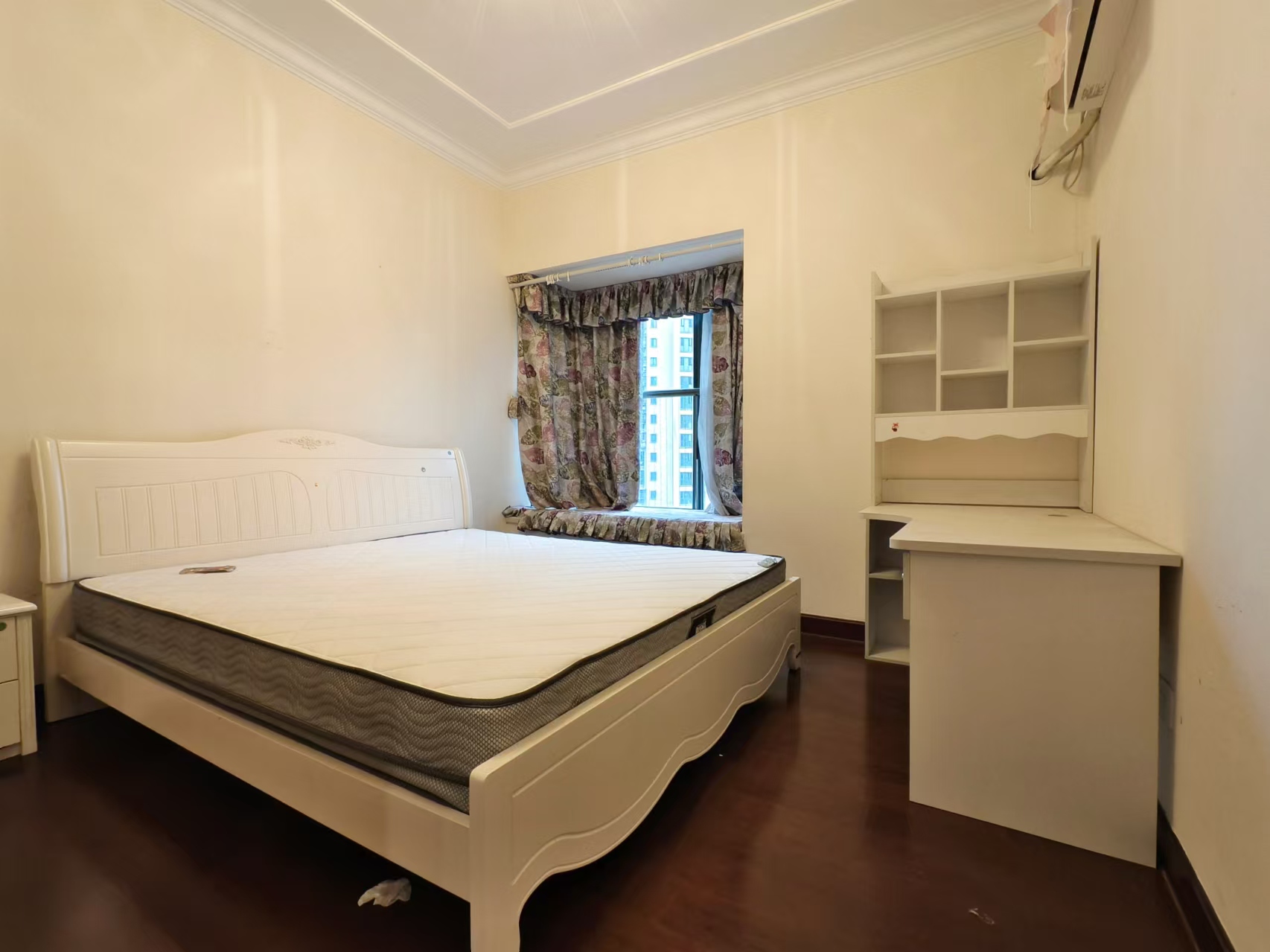 恒大雅苑 3室2厅1卫 2500.0元/月 恒大雅苑 3室2厅1卫 2500.0元/月室内图