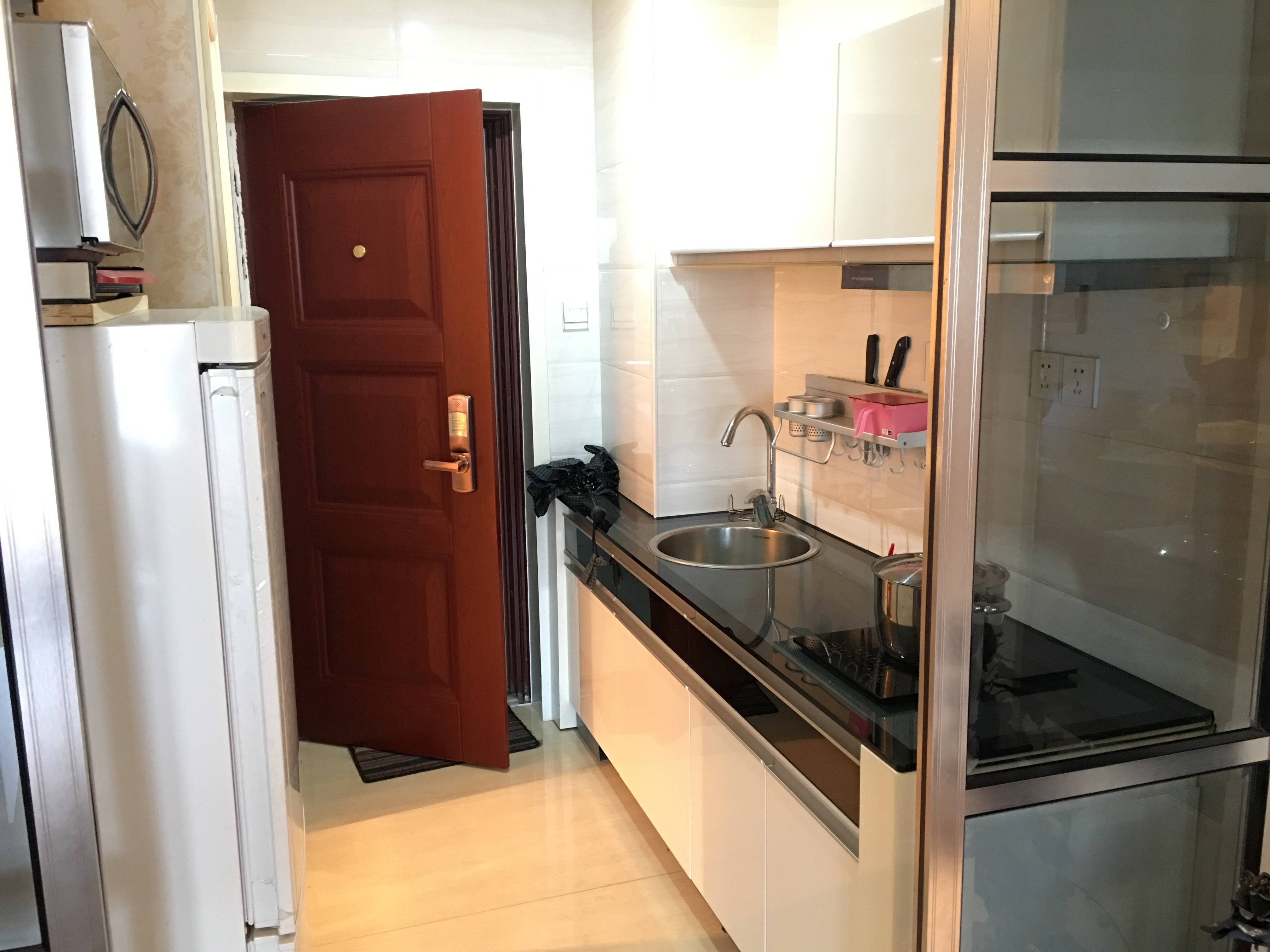 壹号公馆  1室1厅1卫    2600.0元/月 壹号公馆  1室1厅1卫    2600.0元/月室内图