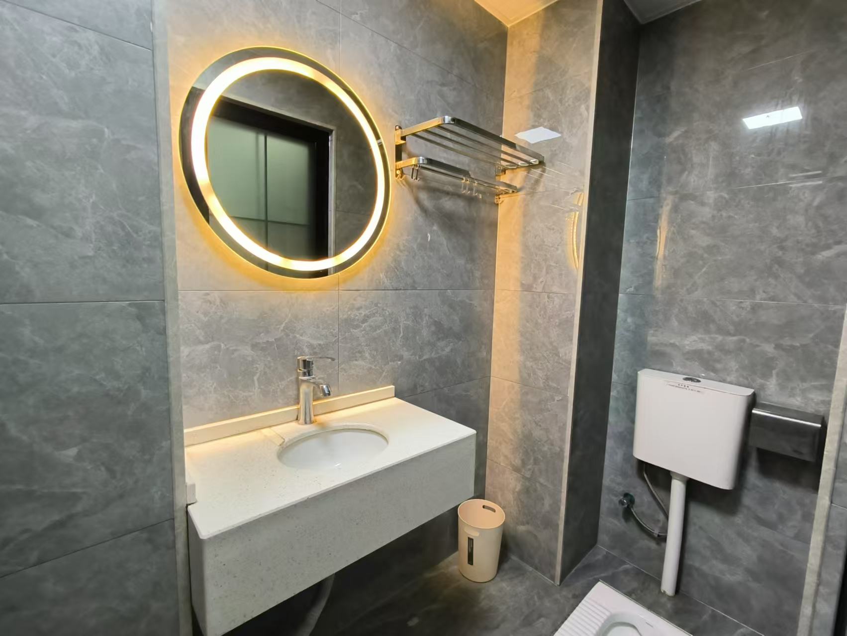 长沙高铁吾悦广场 1室1厅1卫 1700.0元/月 长沙高铁吾悦广场 1室1厅1卫 1700.0元/月室内图