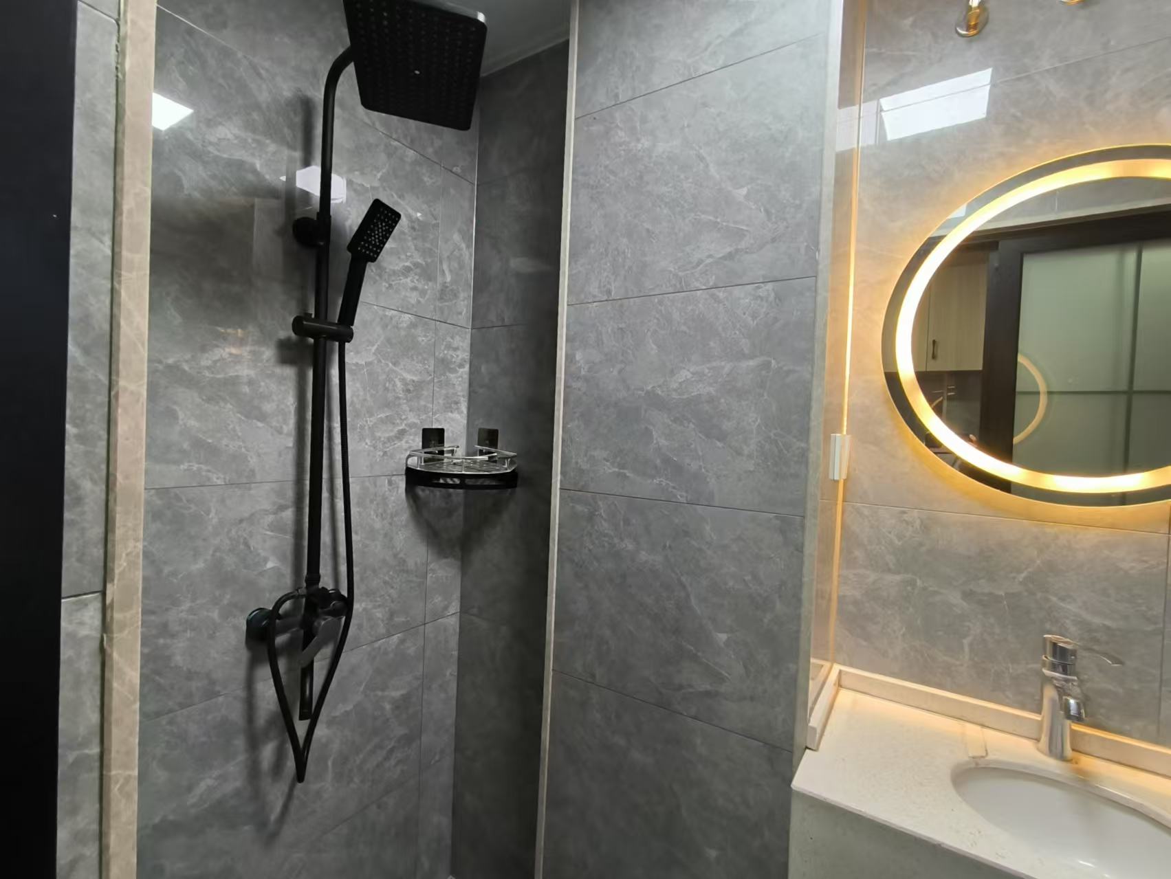 长沙高铁吾悦广场 1室1厅1卫 1700.0元/月 长沙高铁吾悦广场 1室1厅1卫 1700.0元/月室内图