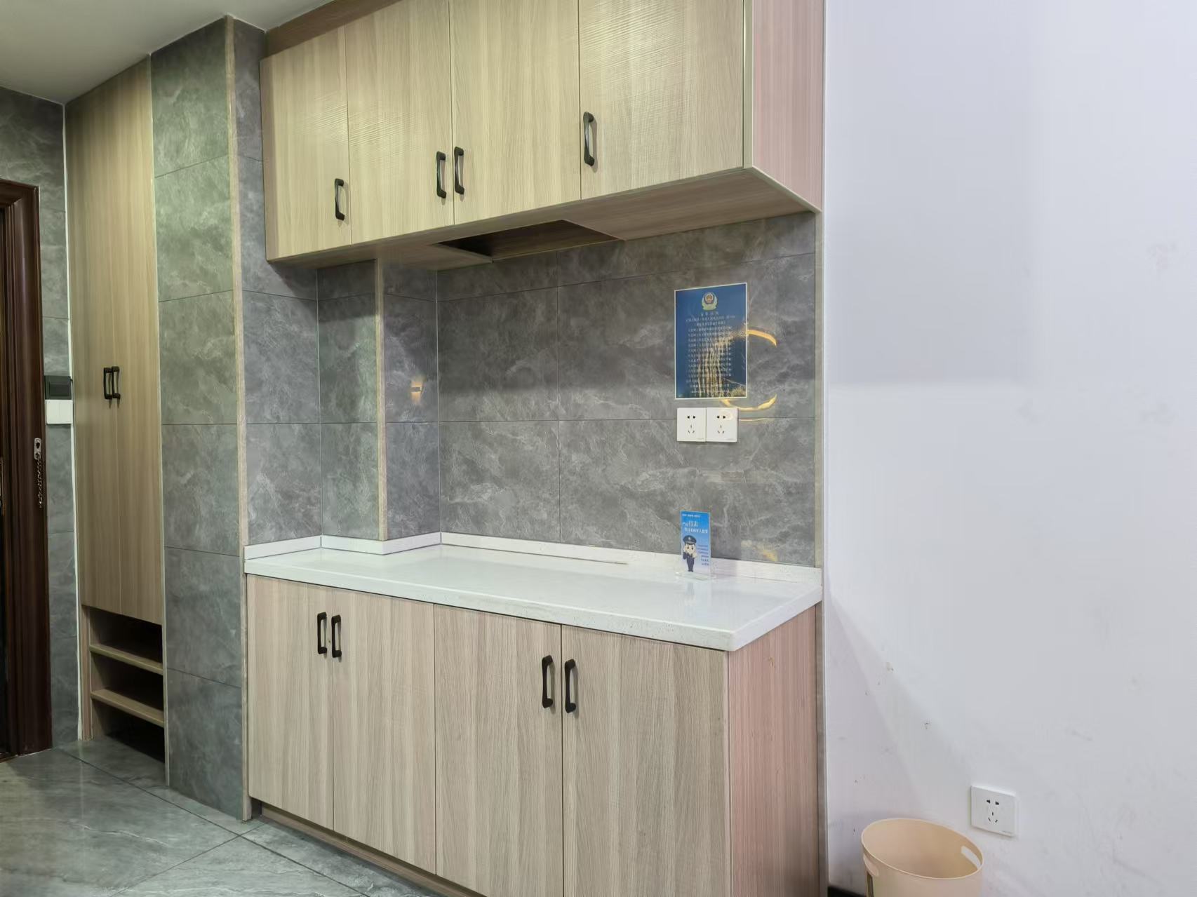 长沙高铁吾悦广场 1室1厅1卫 1700.0元/月 长沙高铁吾悦广场 1室1厅1卫 1700.0元/月室内图