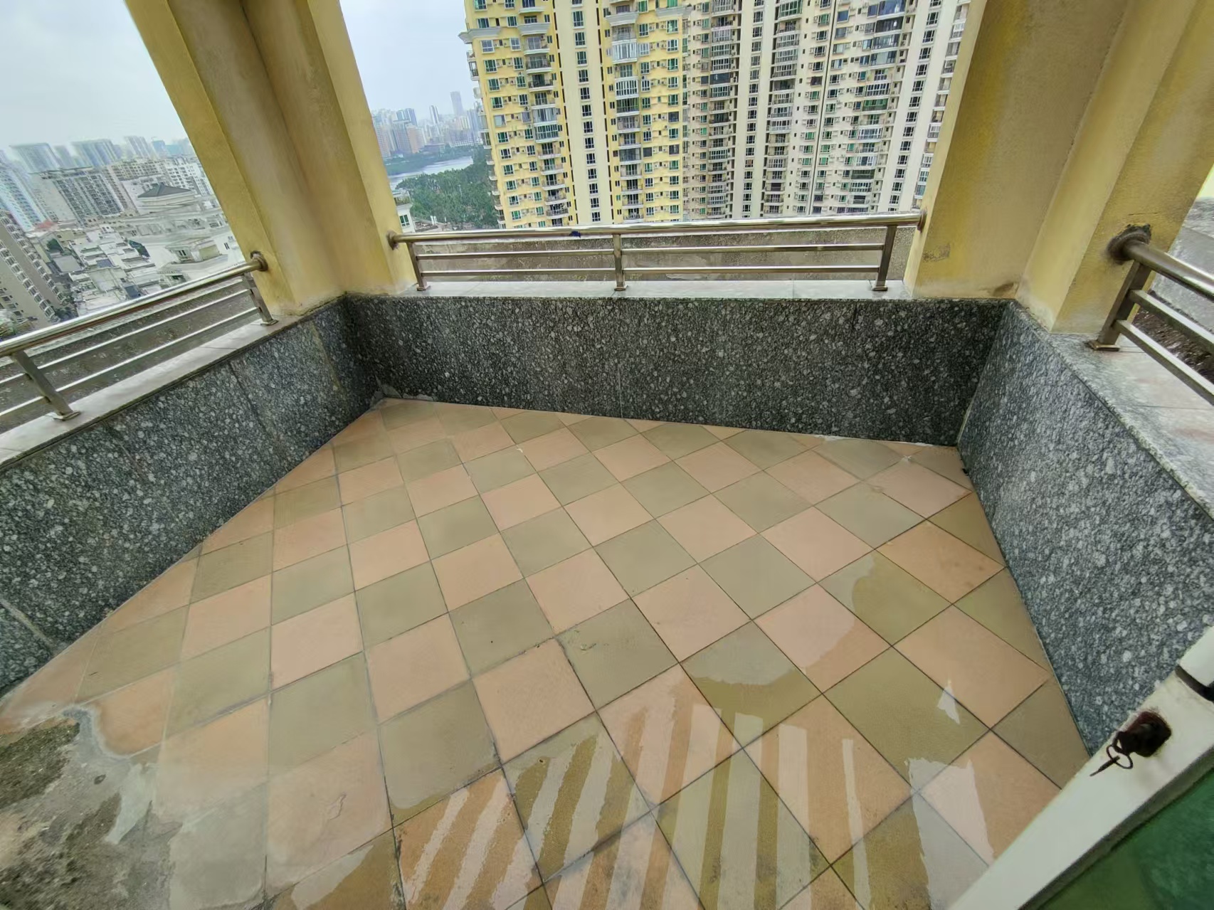 奥林匹克花园 5室2厅2卫 5500.0元/月 奥林匹克花园 5室2厅2卫 5500.0元/月室内图