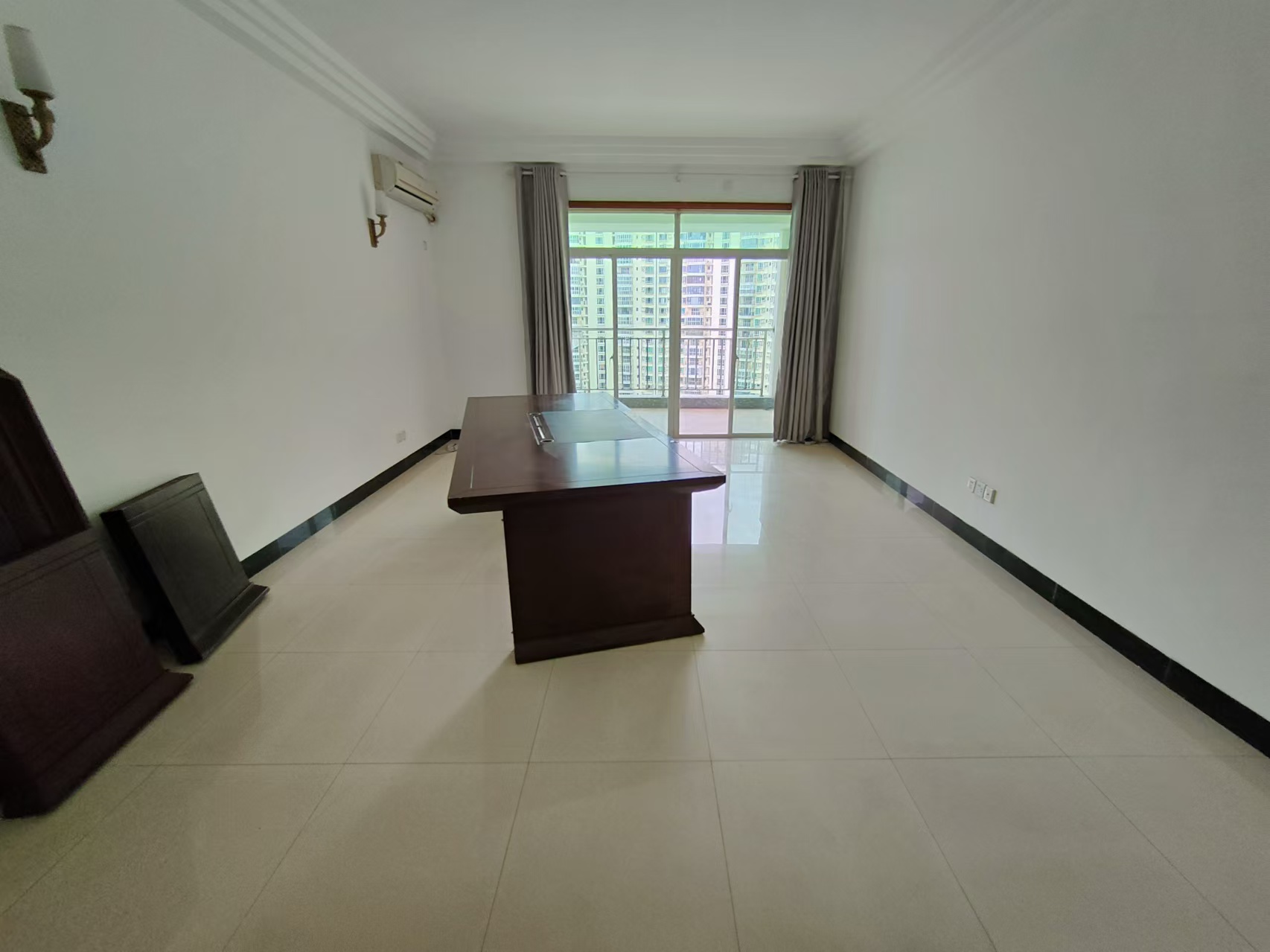 奥林匹克花园 5室2厅2卫 5500.0元/月 奥林匹克花园 5室2厅2卫 5500.0元/月室内图