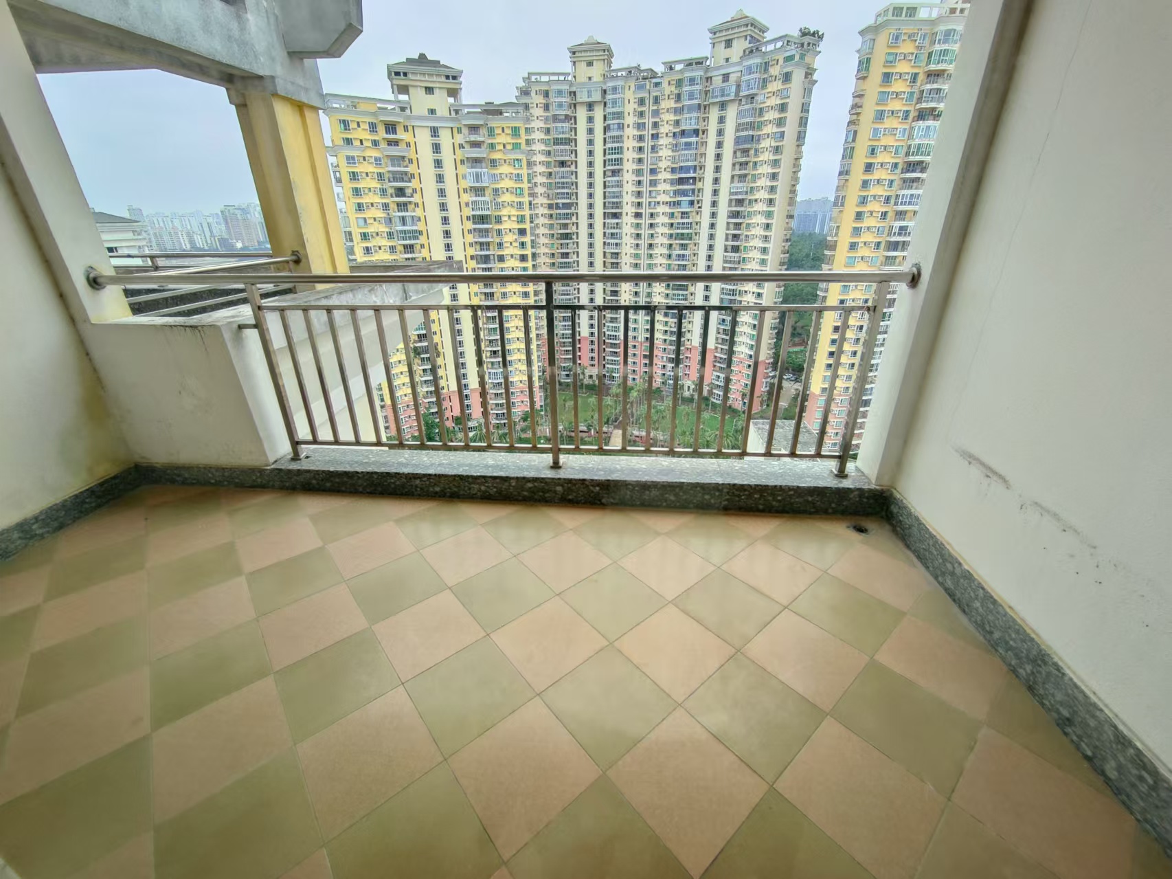 奥林匹克花园 5室2厅2卫 5500.0元/月 奥林匹克花园 5室2厅2卫 5500.0元/月室内图