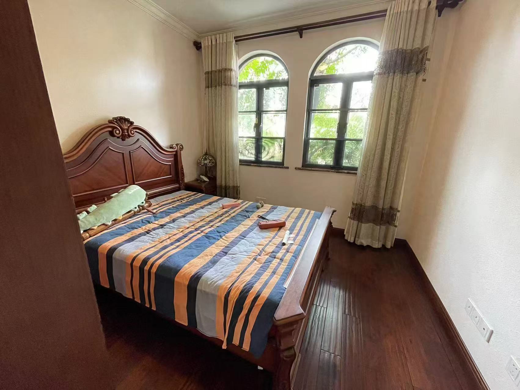 堤亚纳湾(深业沙河城) 4室3厅3卫 8000.0元/月 堤亚纳湾(深业沙河城) 4室3厅3卫 8000.0元/月室内图