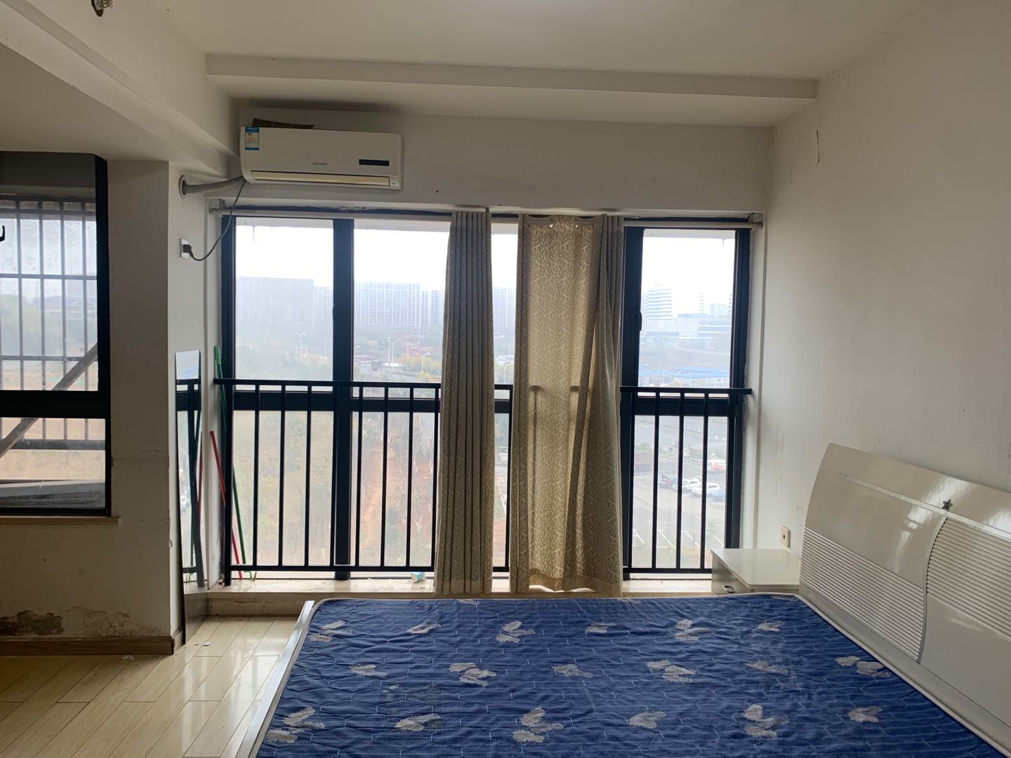 中信文化广场(中信新城二期) 1室1厅0卫 1100.0元/月 中信文化广场(中信新城二期) 1室1厅0卫 1100.0元/月室内图