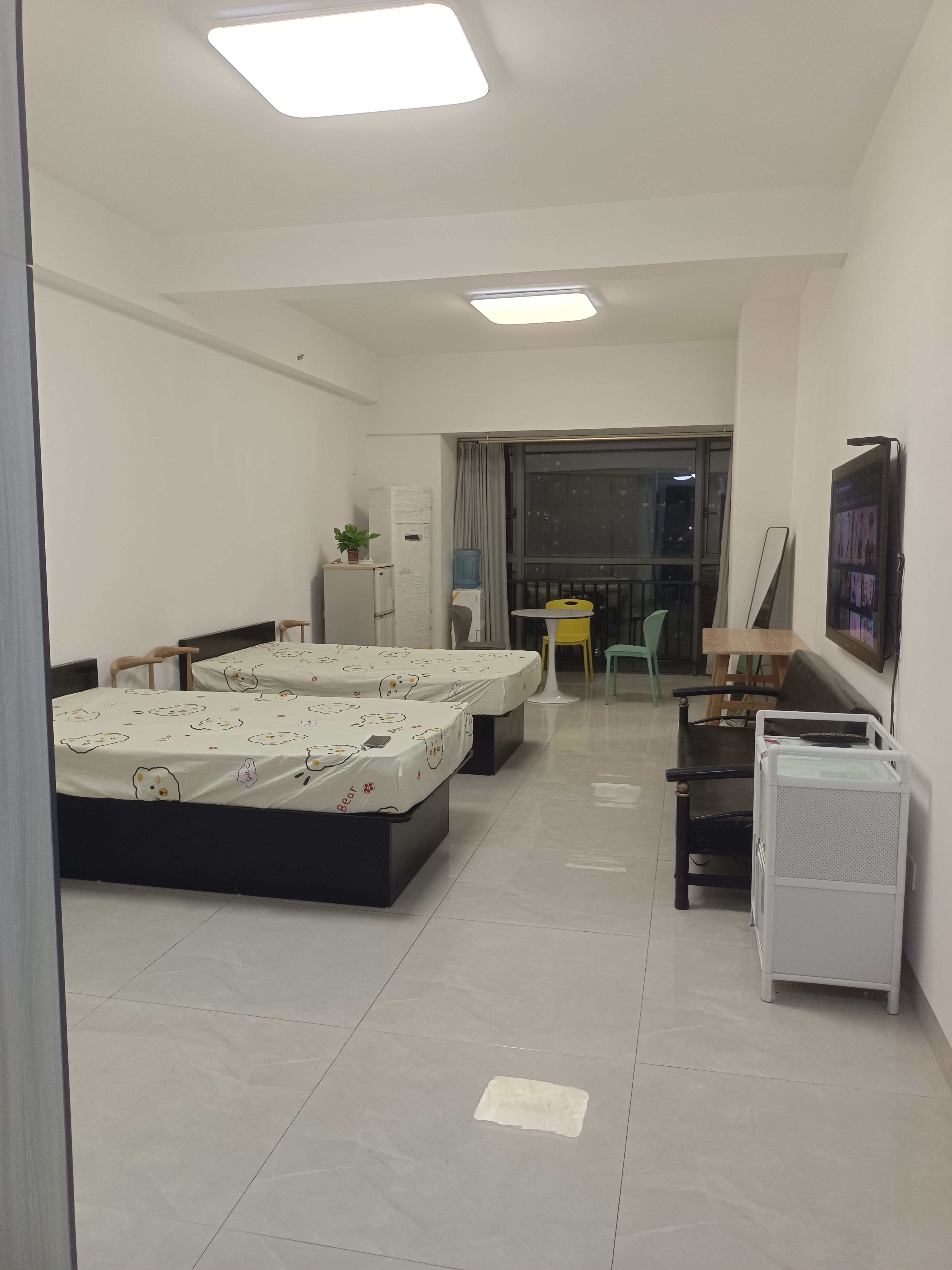 国际公馆(美的时代广场) 1室1厅1卫 1600.0元/月 国际公馆(美的时代广场) 1室1厅1卫 1600.0元/月室内图