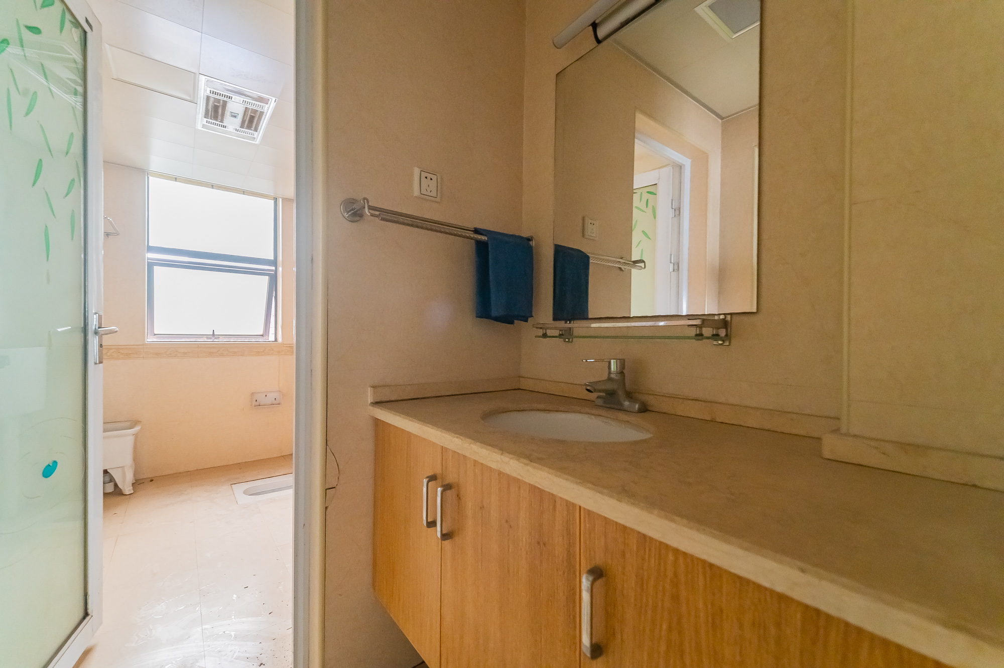 尚城 3室2厅1卫 75.8万 尚城 3室2厅1卫 75.8万卫生间