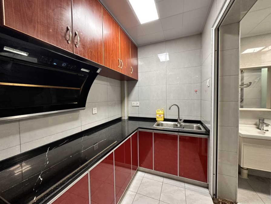 福天藏郡院子  4室2厅2卫    2000.0元/月 福天藏郡院子  4室2厅2卫    2000.0元/月室内图