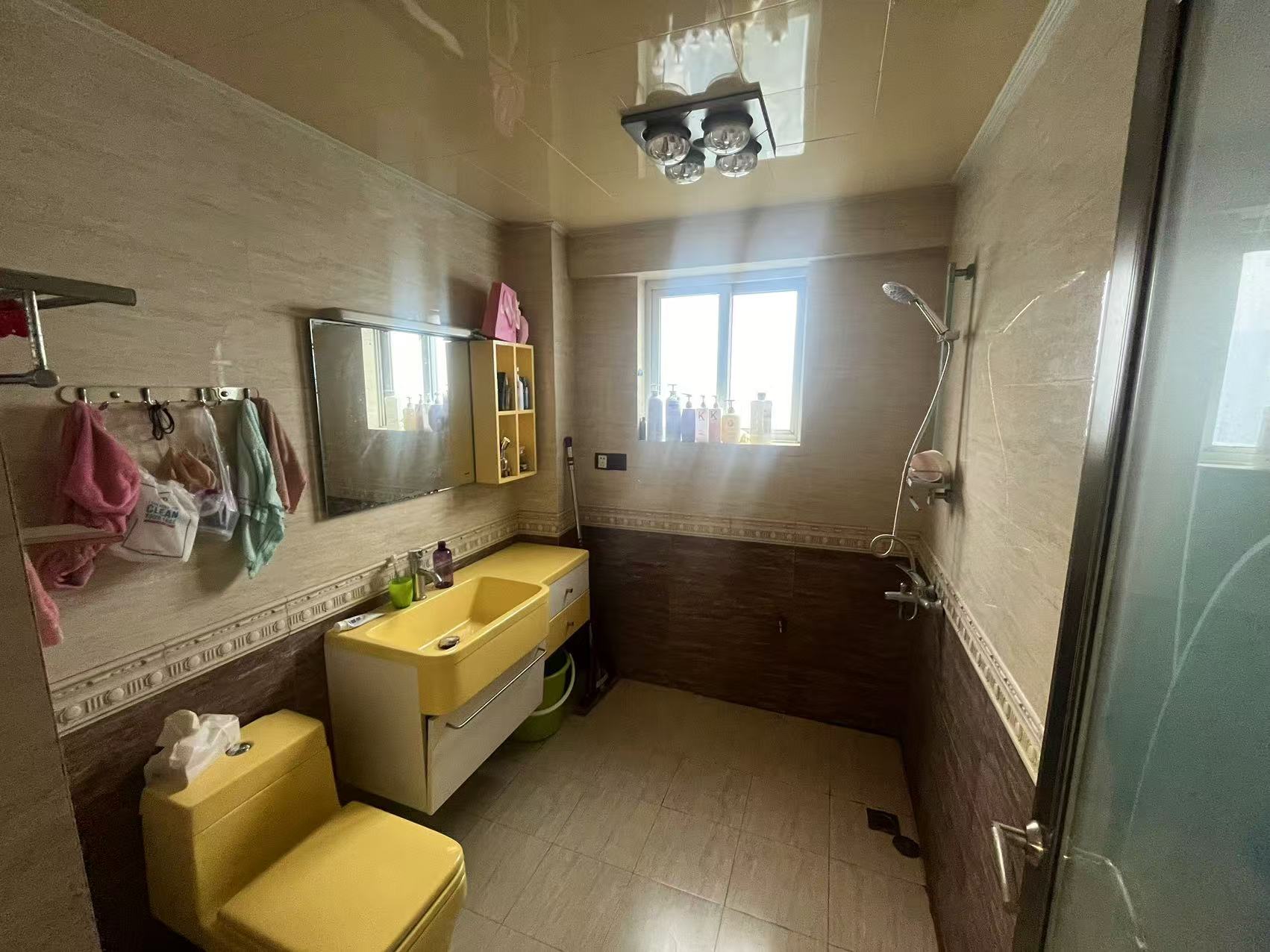 九天国际  2室1厅1卫    48.0万 九天国际  2室1厅1卫    48.0万室内图