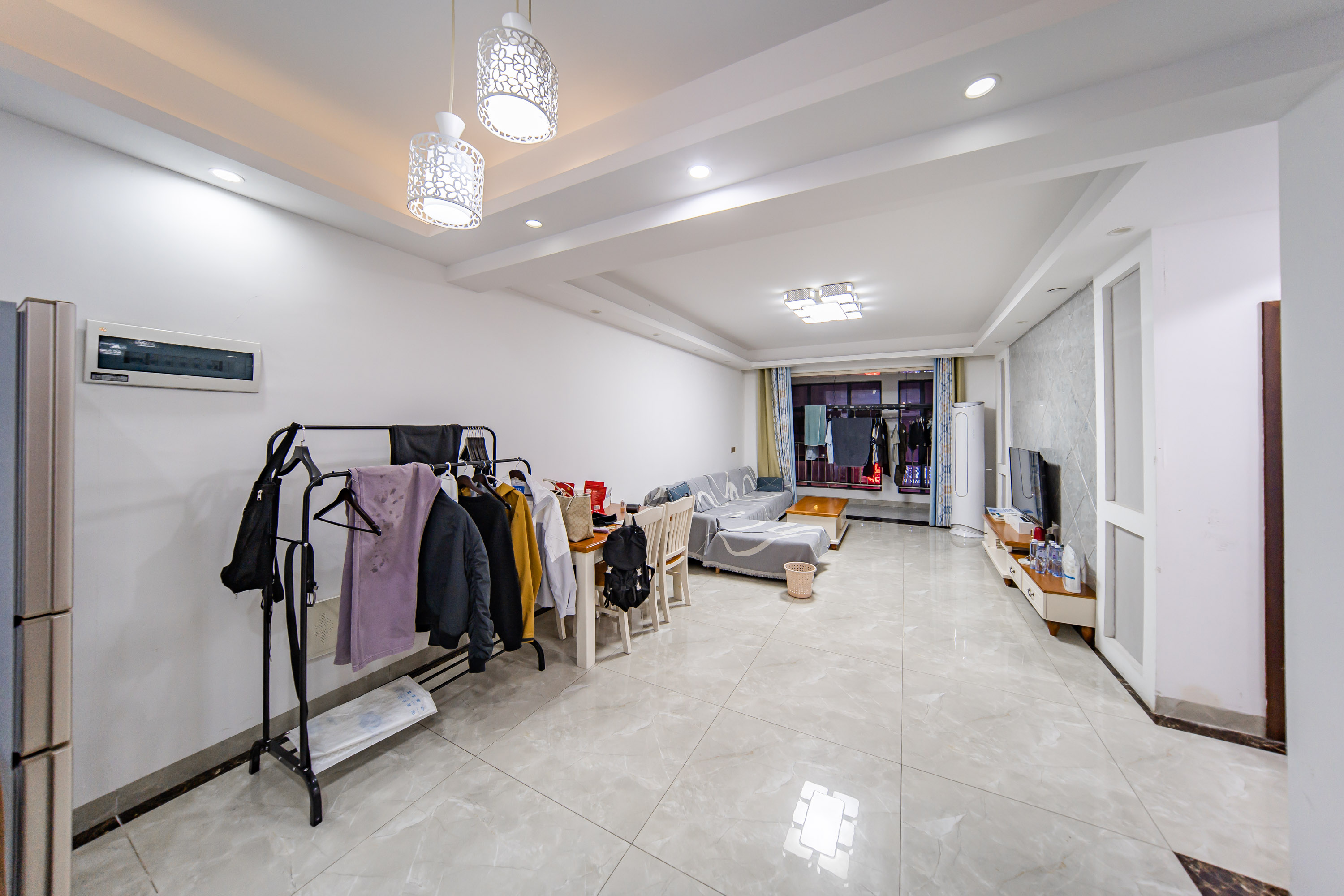 中南壹号院  2室2厅1卫   110.00万客厅