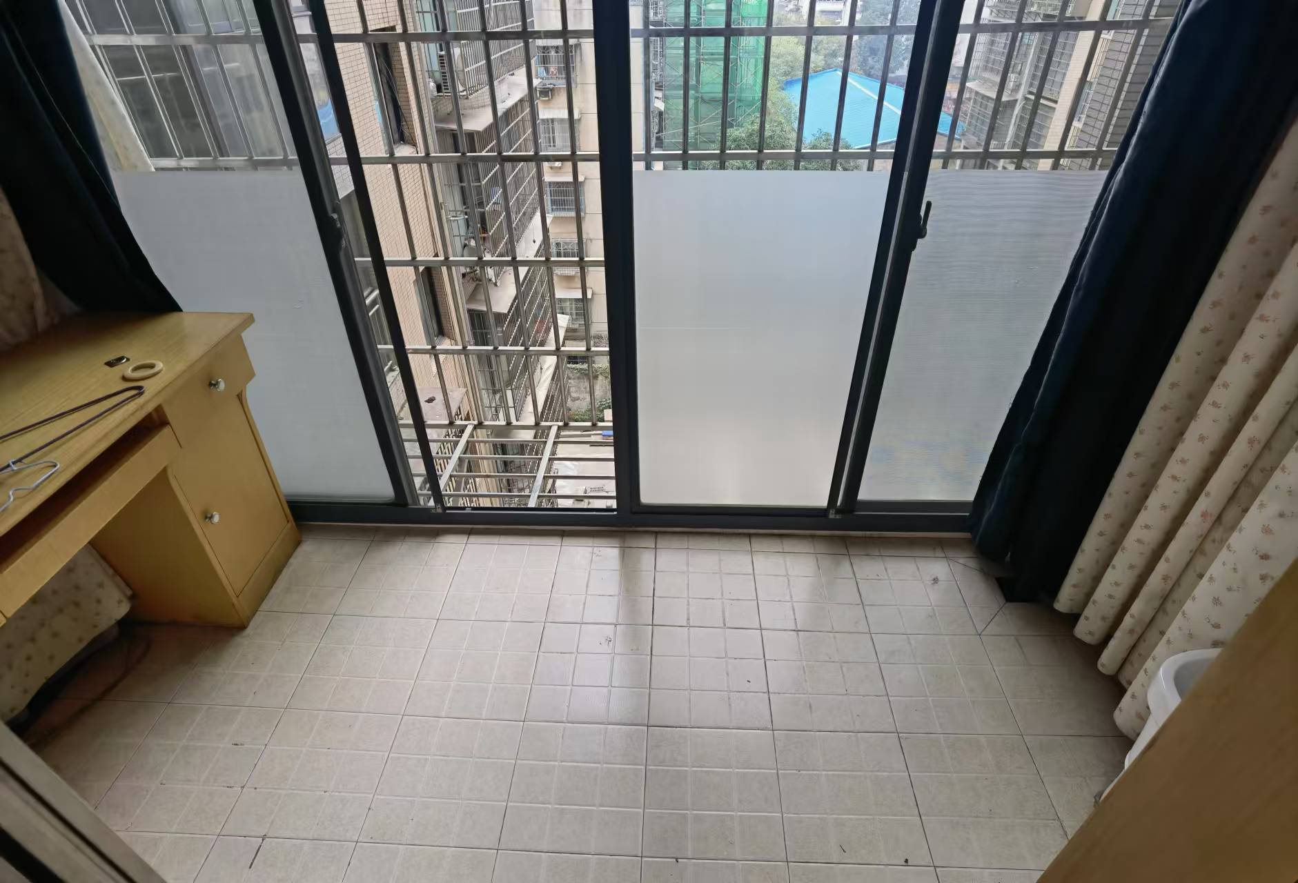 福圣園  2室1廳1衛(wèi)   2100.00元/月室內(nèi)圖
