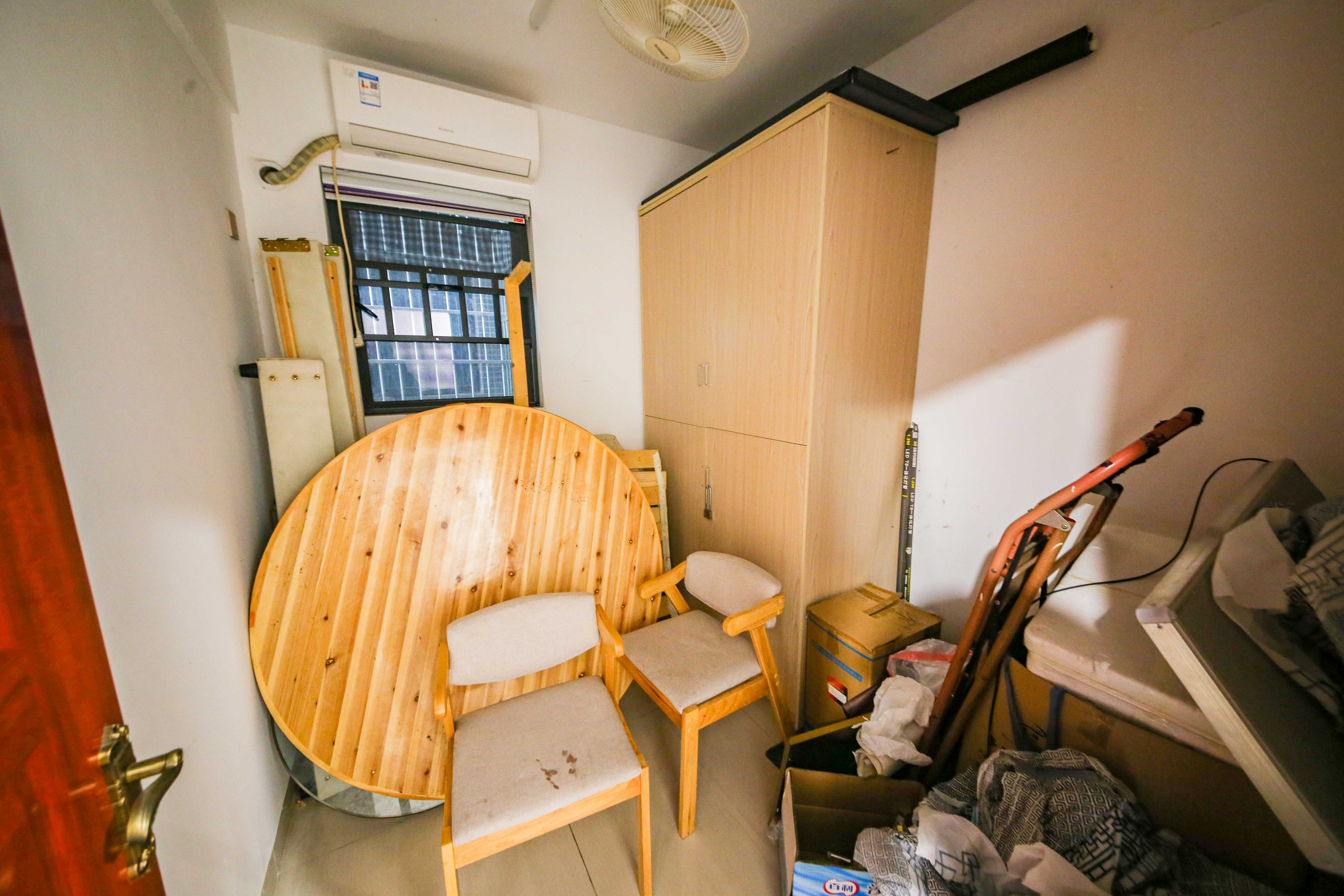 和庄  3室1厅1卫   65.00万卧室