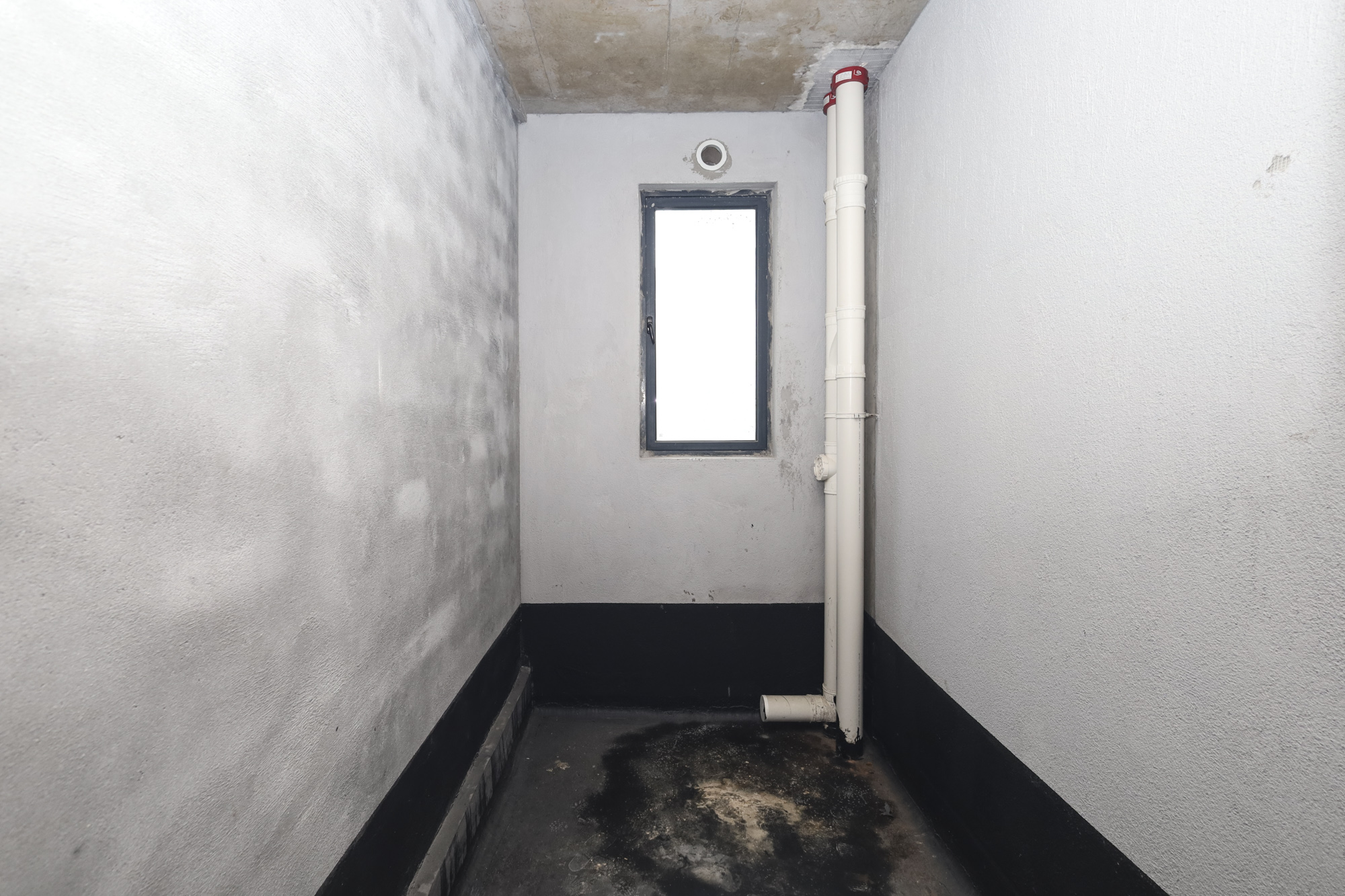 地铁中建江山玖樾  4室2厅2卫   186.00万卫生间