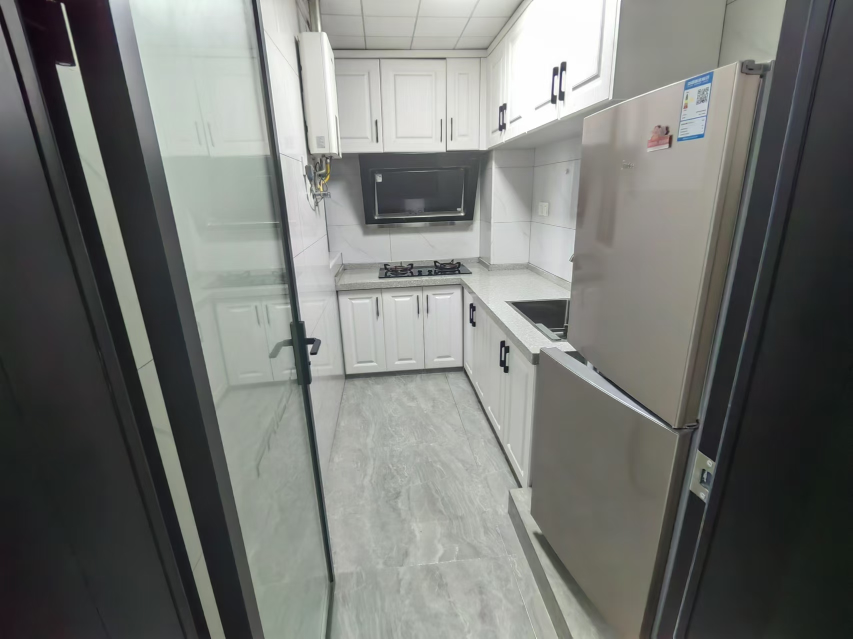 英伦首府金域豪廷 1室1厅1卫 1600.0元/月 英伦首府金域豪廷 1室1厅1卫 1600.0元/月室内图