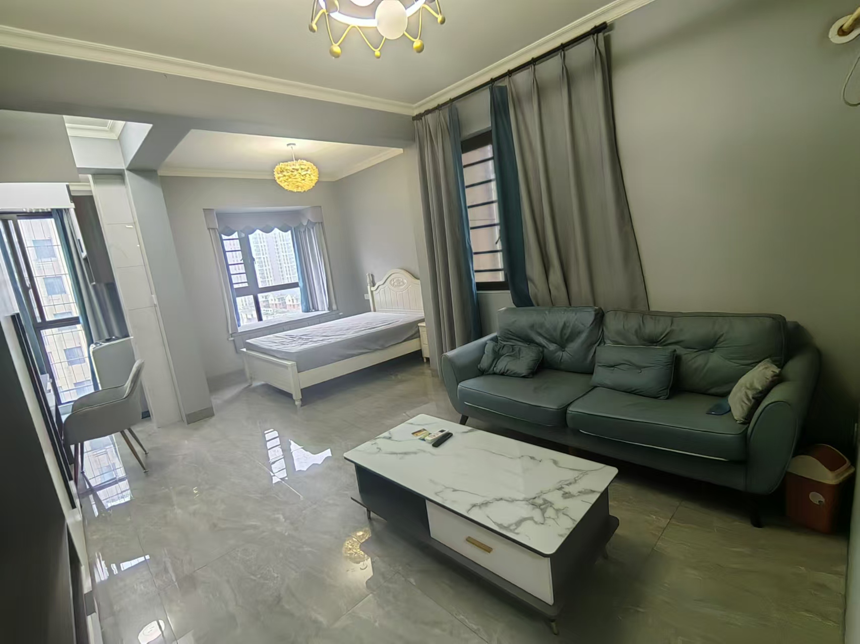 英伦首府金域豪廷 1室1厅1卫 1600.0元/月 英伦首府金域豪廷 1室1厅1卫 1600.0元/月室内图