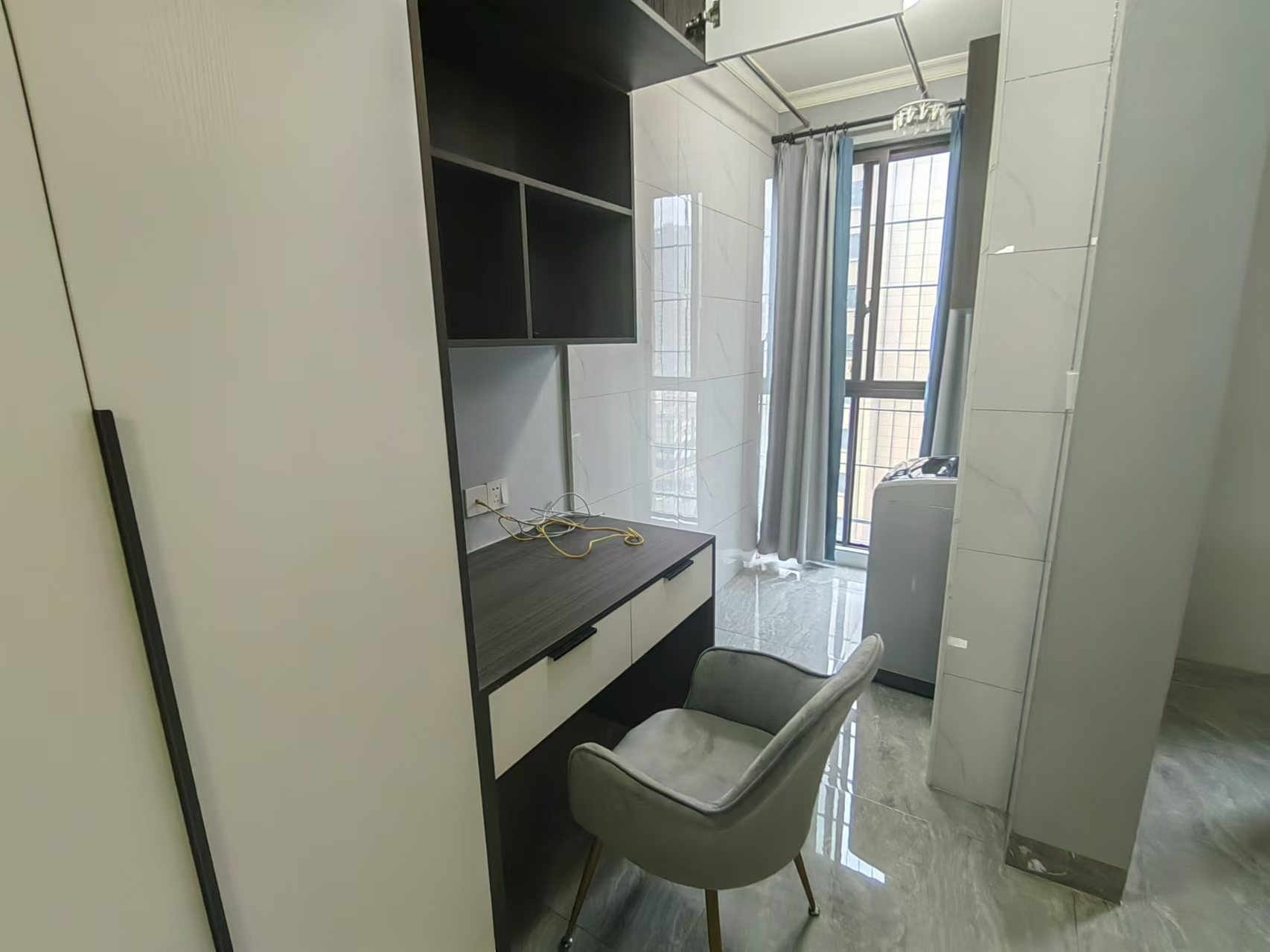 英伦首府金域豪廷 1室1厅1卫 1600.0元/月 英伦首府金域豪廷 1室1厅1卫 1600.0元/月室内图