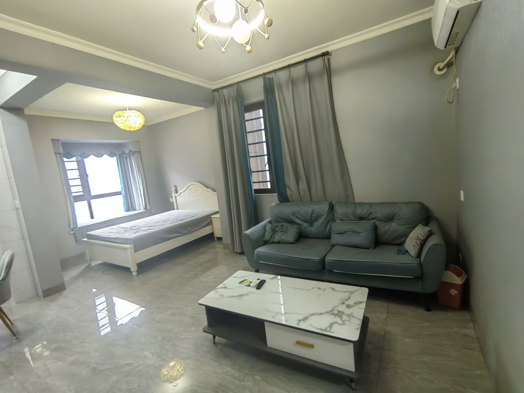 英伦首府金域豪廷 1室1厅1卫 1600.0元/月 英伦首府金域豪廷 1室1厅1卫 1600.0元/月室内图