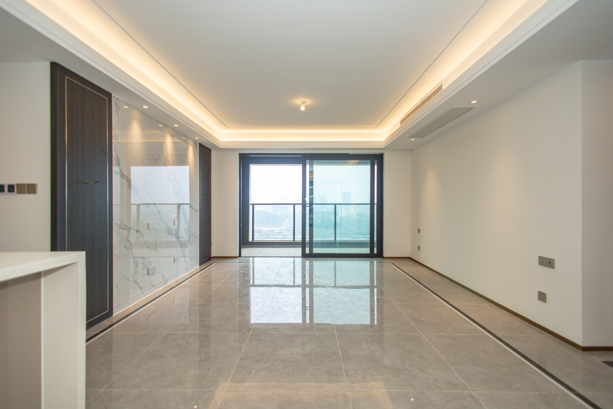 东原麓印长江B区  4室2厅3卫    240.0万 东原麓印长江B区  4室2厅3卫    240.0万