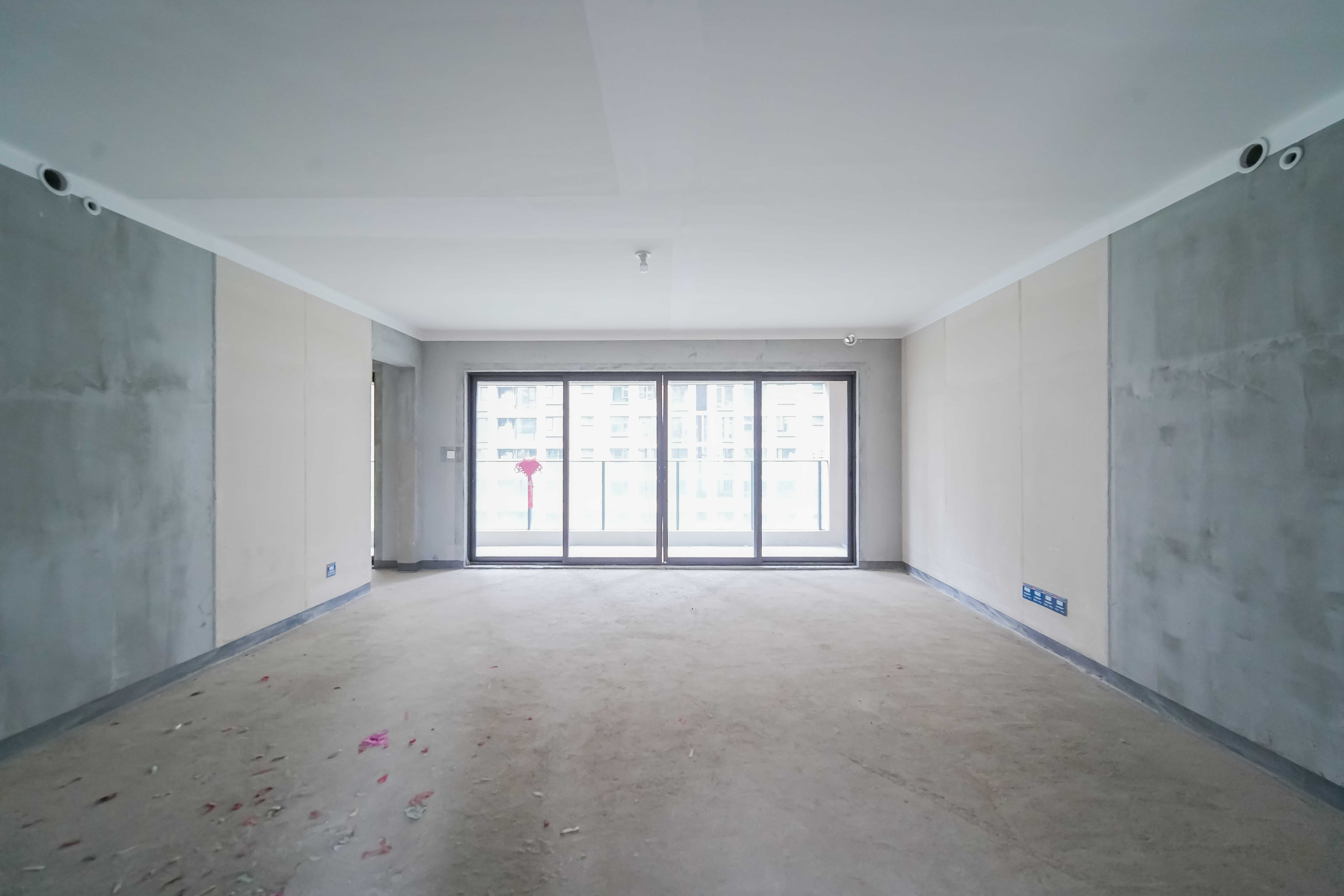 建发玖洲和玺 4室2厅2卫 220.0万 建发玖洲和玺 4室2厅2卫 220.0万客厅