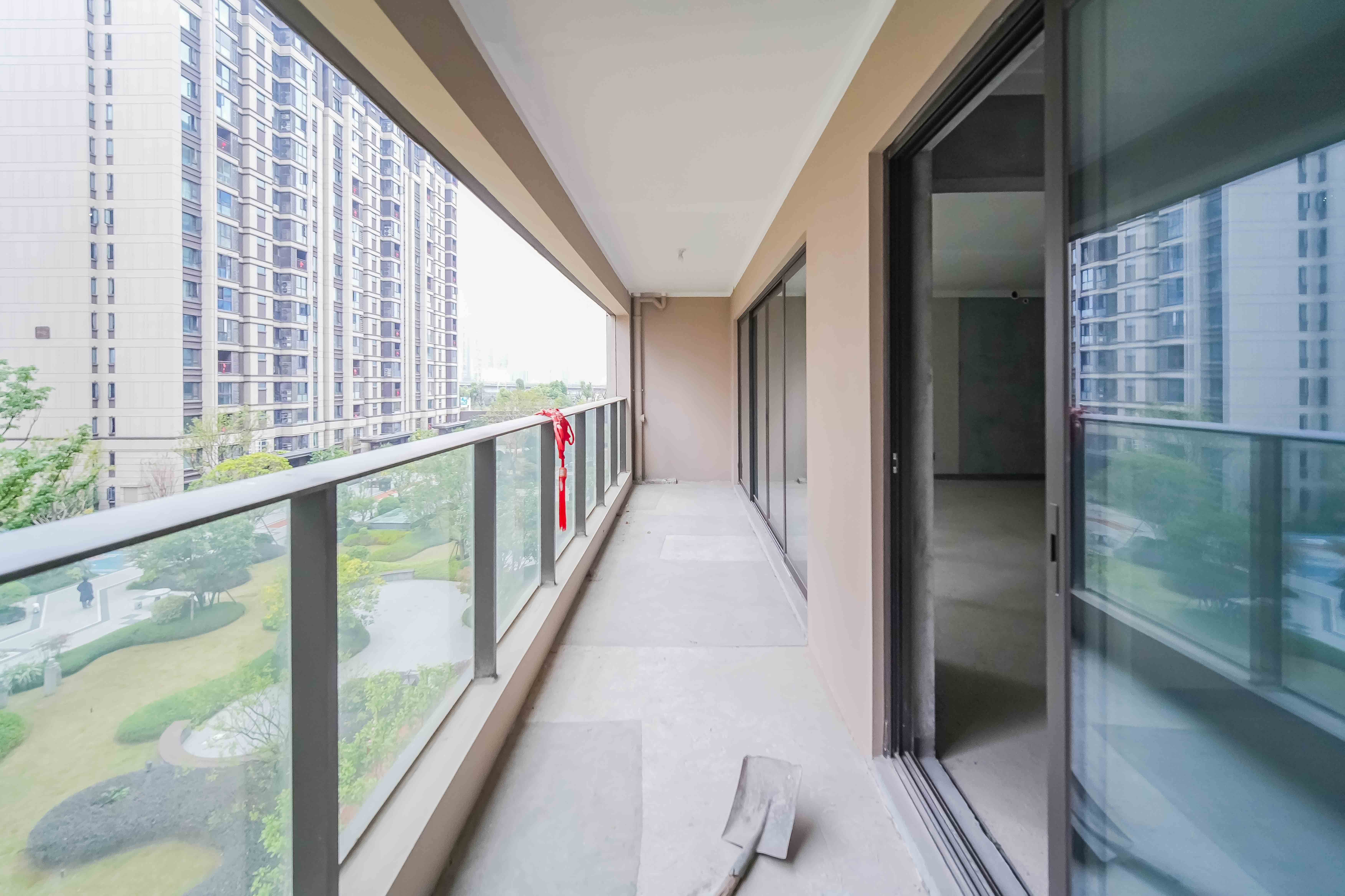 建发玖洲和玺 4室2厅2卫 220.0万 建发玖洲和玺 4室2厅2卫 220.0万其他