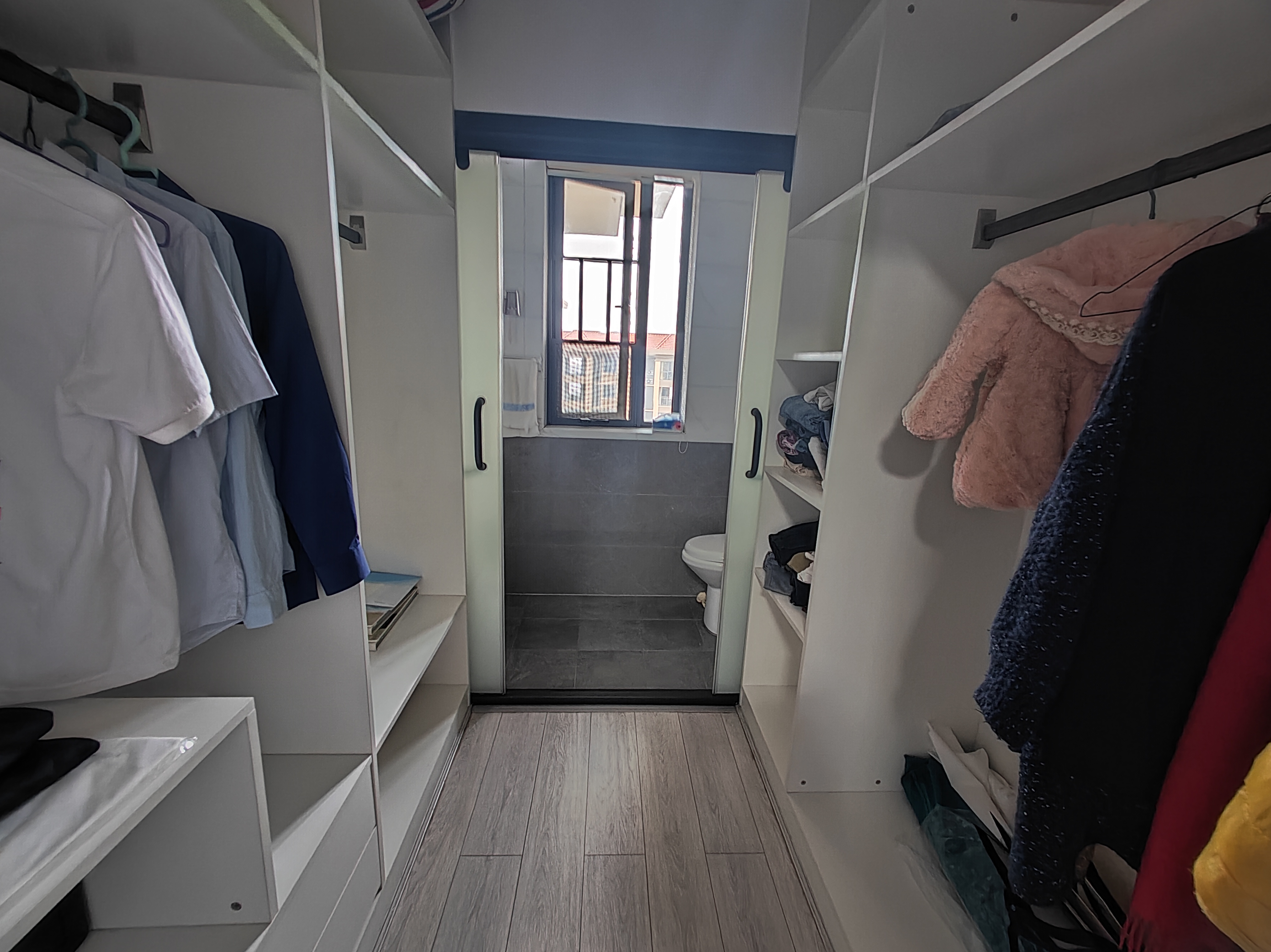 提香蓝岸 4室2厅2卫 74.0万 提香蓝岸 4室2厅2卫 74.0万室内图