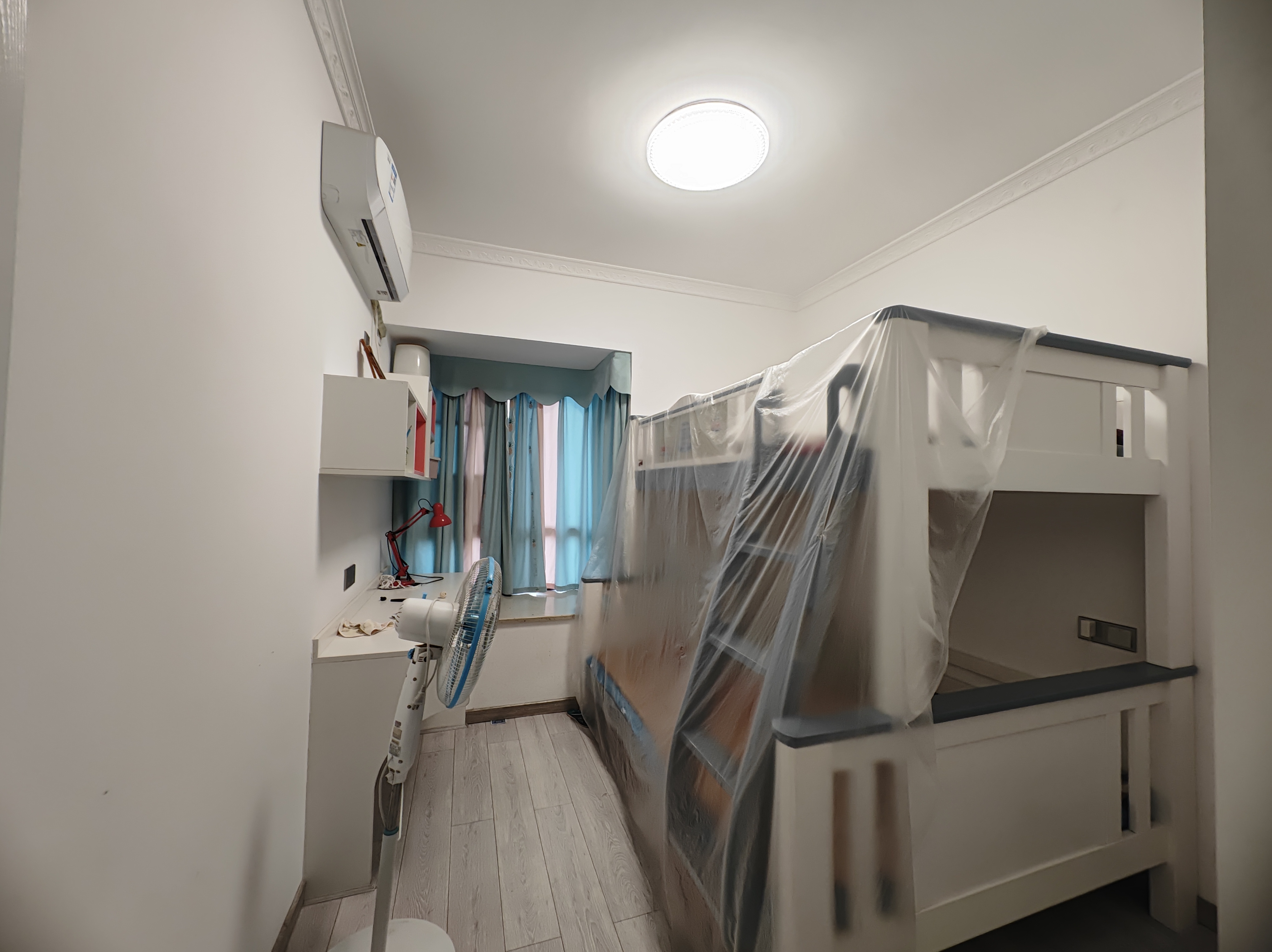 提香蓝岸 4室2厅2卫 74.0万 提香蓝岸 4室2厅2卫 74.0万室内图