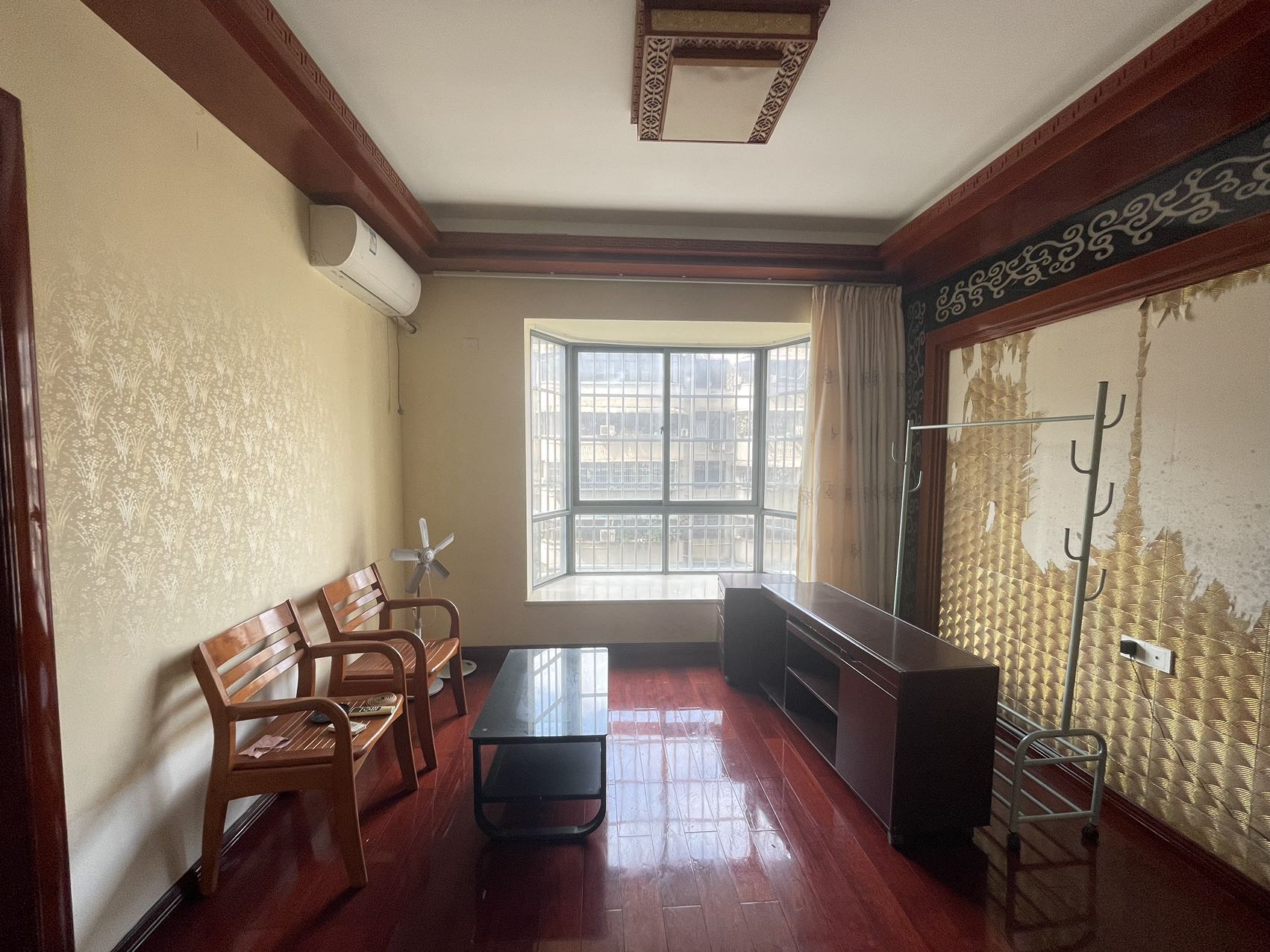 金海广场 4室2厅2卫 5000.0元/月 金海广场 4室2厅2卫 5000.0元/月室内图