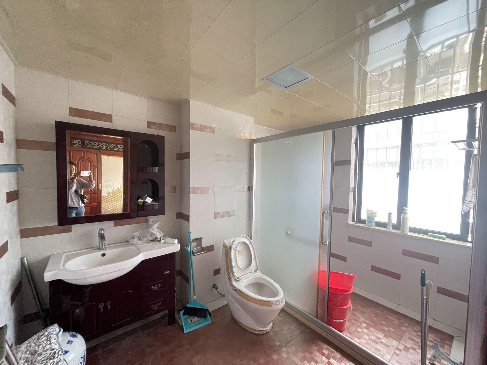 金海广场 4室2厅2卫 5000.0元/月 金海广场 4室2厅2卫 5000.0元/月室内图