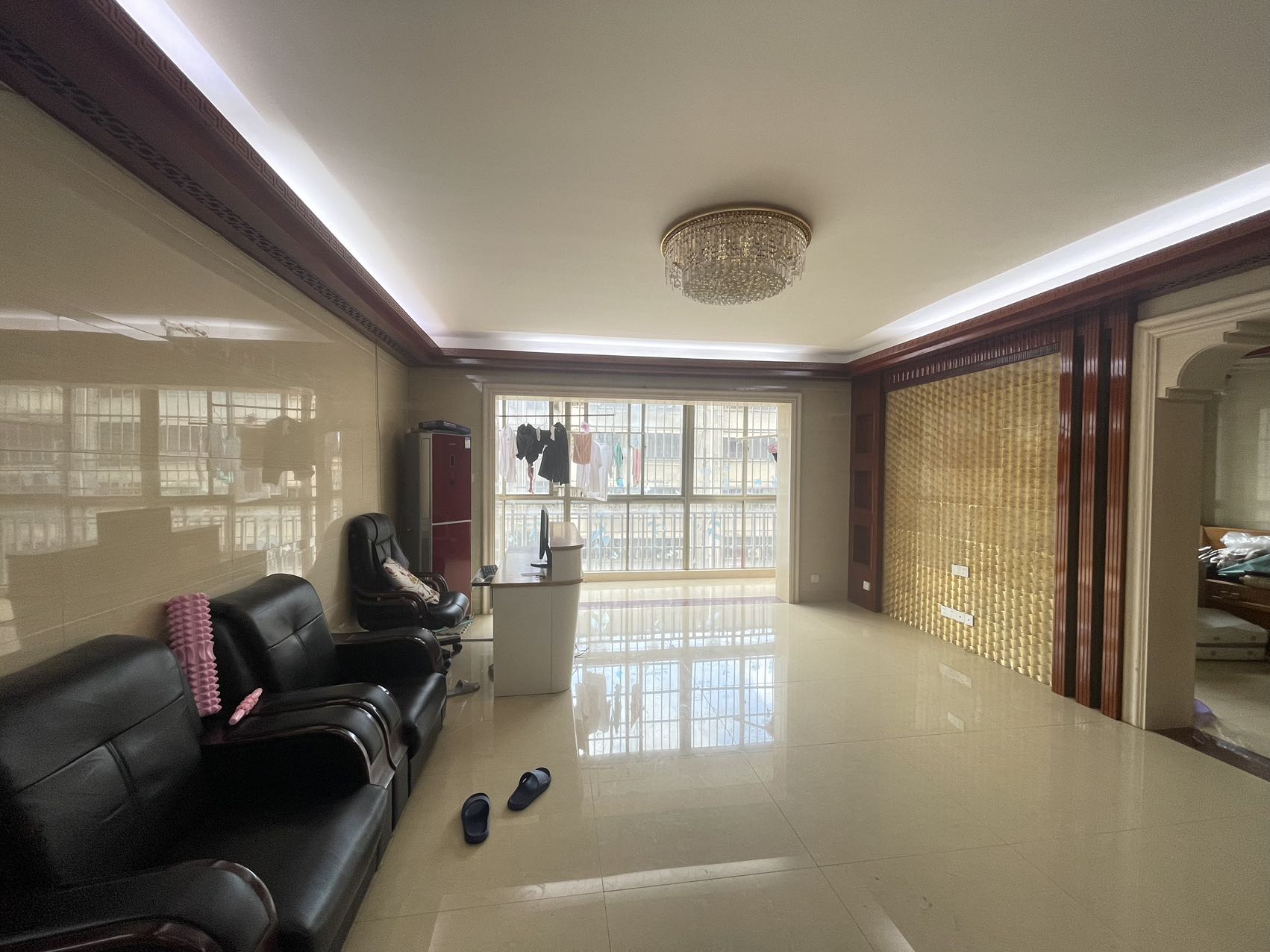 金海广场 4室2厅2卫 5000.0元/月 金海广场 4室2厅2卫 5000.0元/月室内图