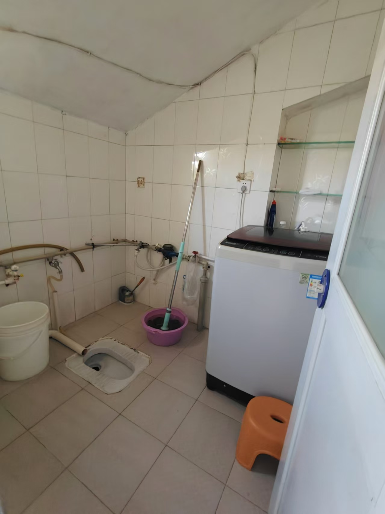 高桥社区高福星小区  2室2厅1卫    1000.0元/月 高桥社区高福星小区  2室2厅1卫    1000.0元/月室内图1