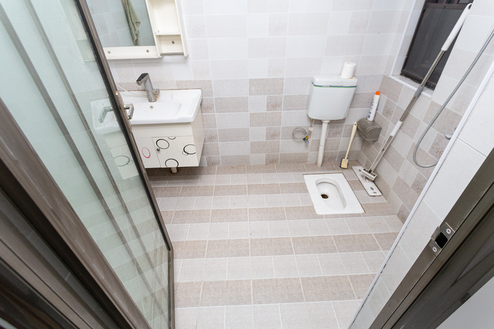 勤诚达境界城 4室2厅1卫 118.0万 勤诚达境界城 4室2厅1卫 118.0万卫生间