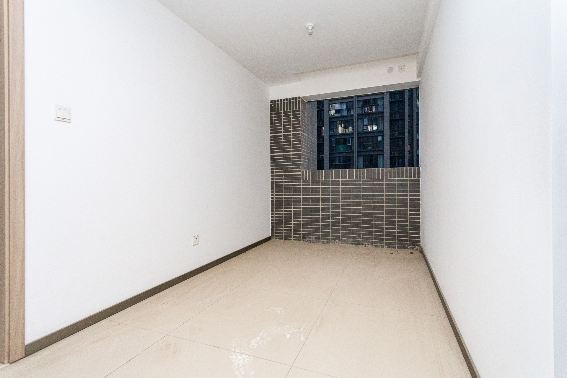 时代倾城五期 4室2厅2卫 105.0万 时代倾城五期 4室2厅2卫 105.0万卧室