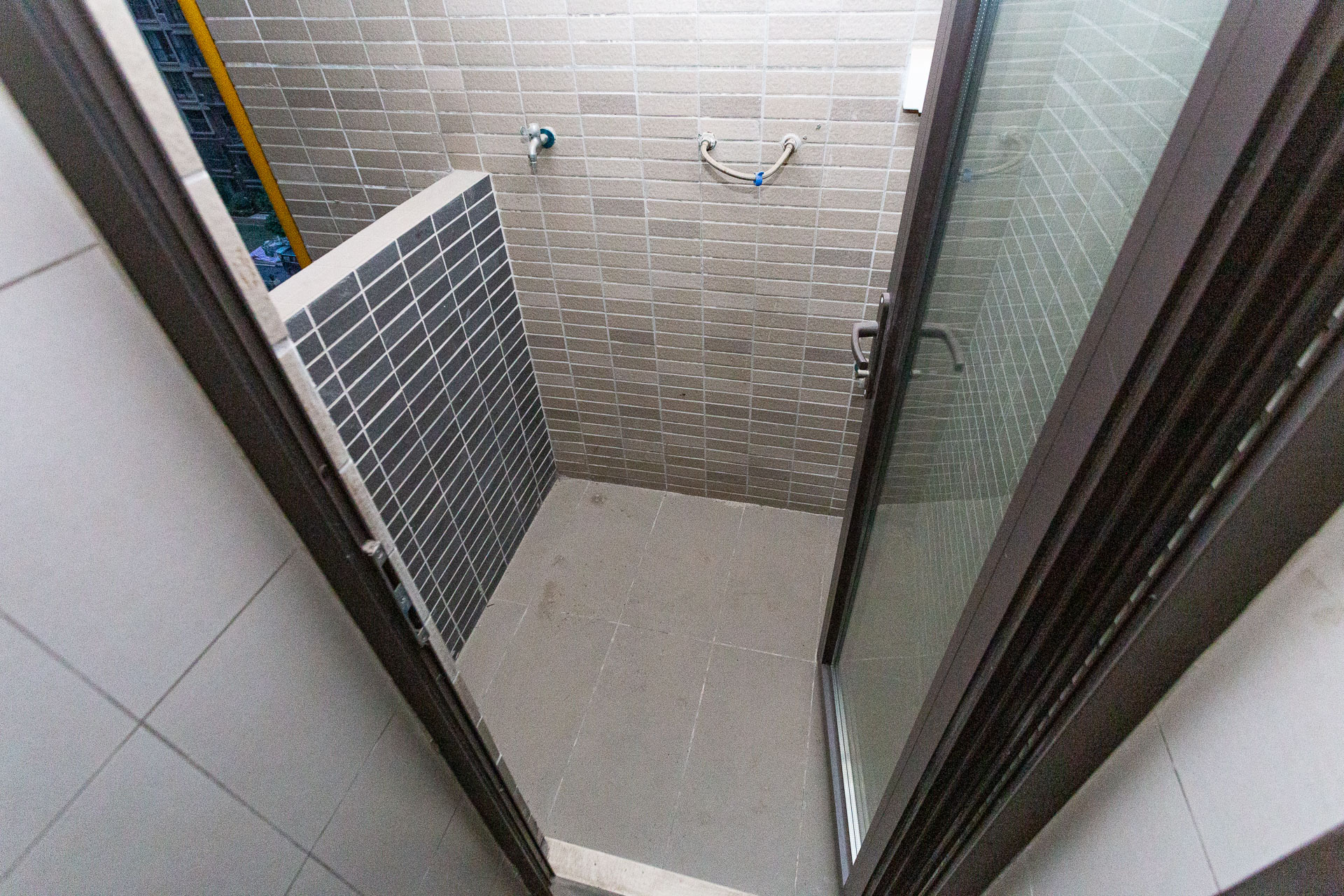 时代倾城五期 4室2厅2卫 105.0万 时代倾城五期 4室2厅2卫 105.0万阳台