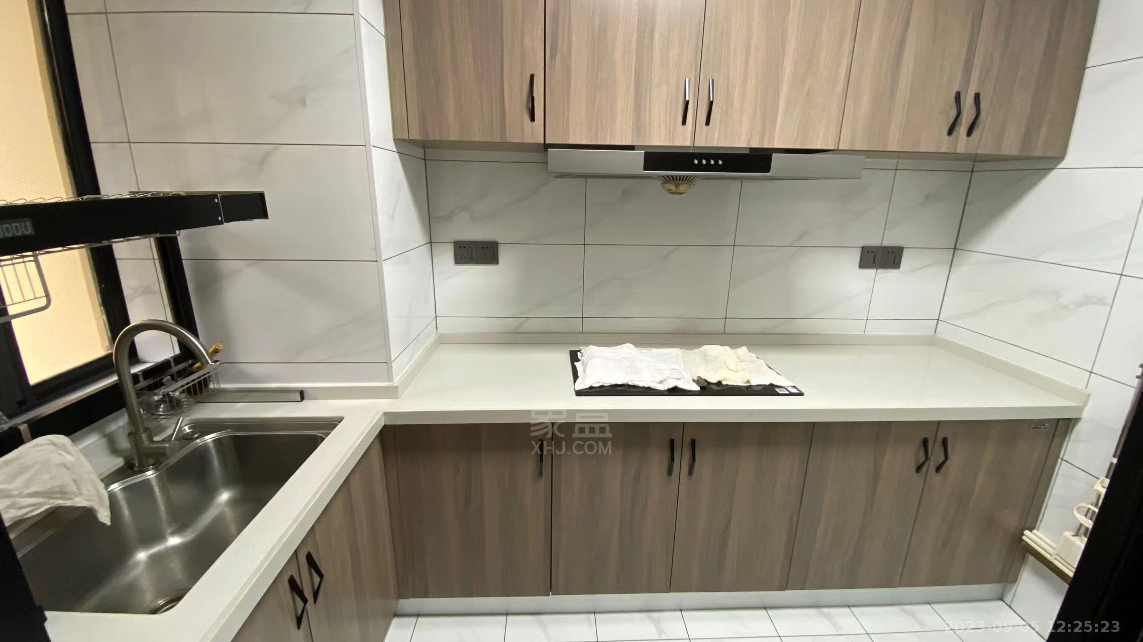 提香蓝岸 3室2厅2卫 2500.0元/月 提香蓝岸 3室2厅2卫 2500.0元/月室内图