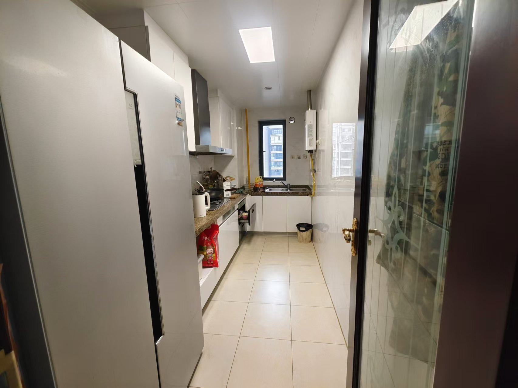 恒大华府  4室2厅2卫    105.8万 恒大华府  4室2厅2卫    105.8万室内图