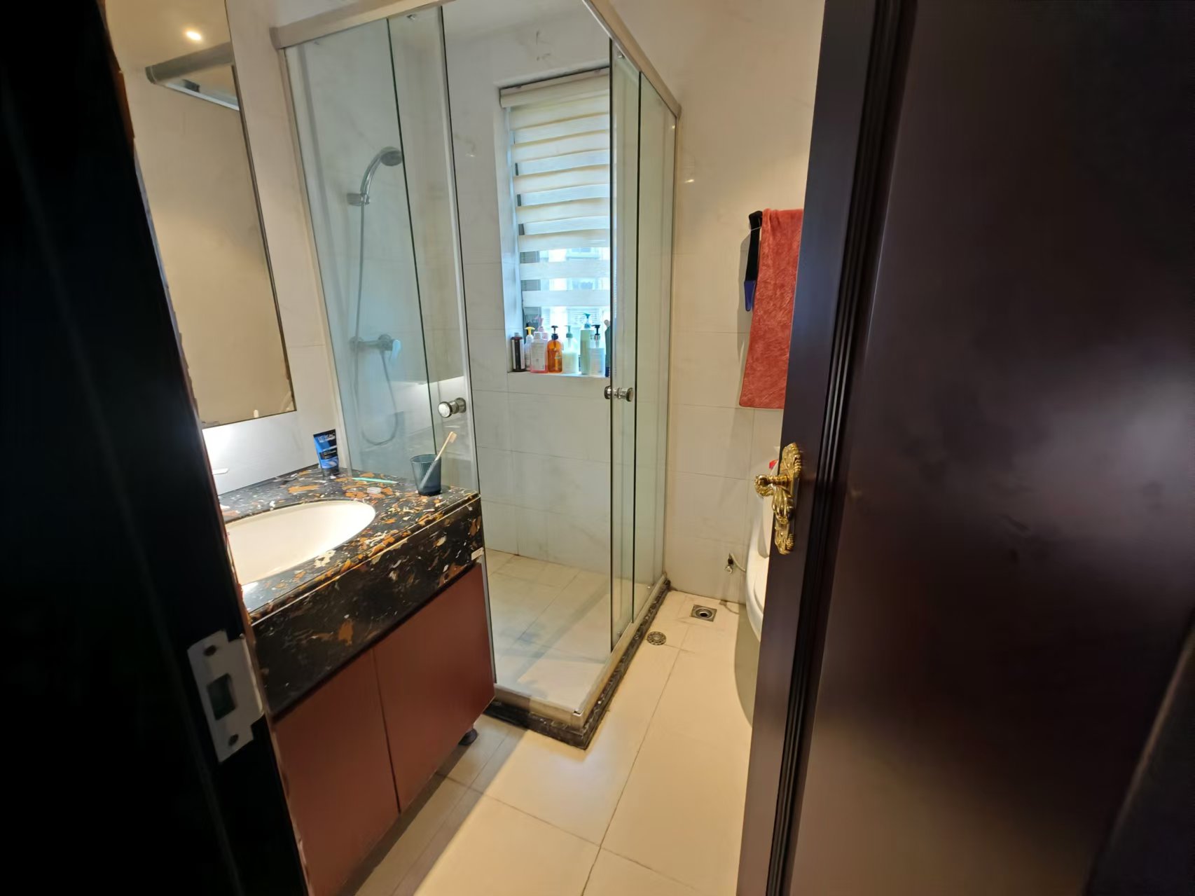 恒大华府  4室2厅2卫    105.8万 恒大华府  4室2厅2卫    105.8万室内图