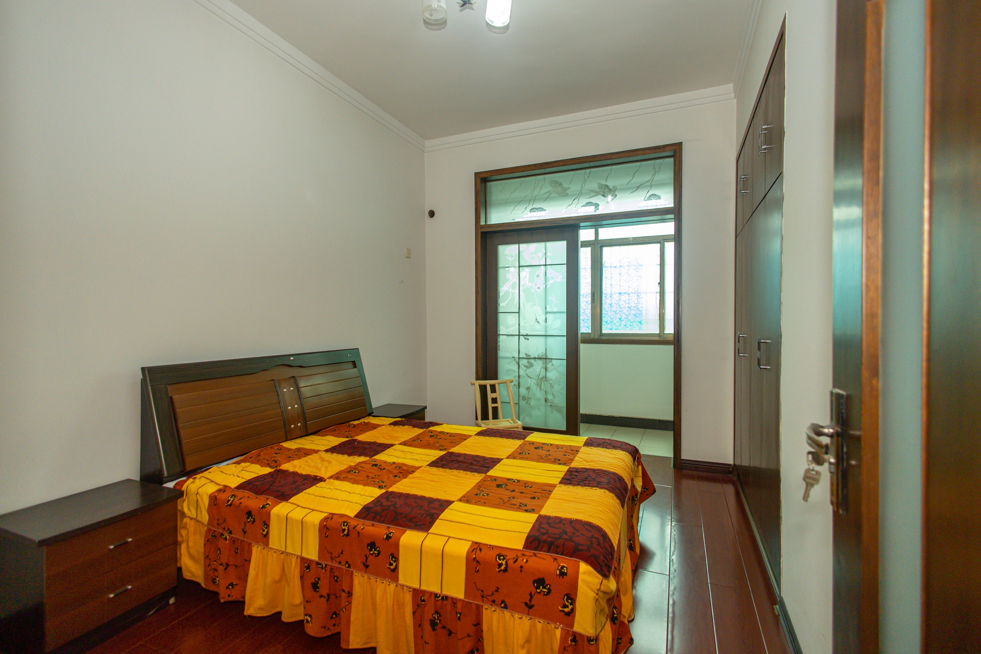 灰埠小区(灰埠社区)  4室2厅2卫    57.8万 灰埠小区(灰埠社区)  4室2厅2卫    57.8万卧室