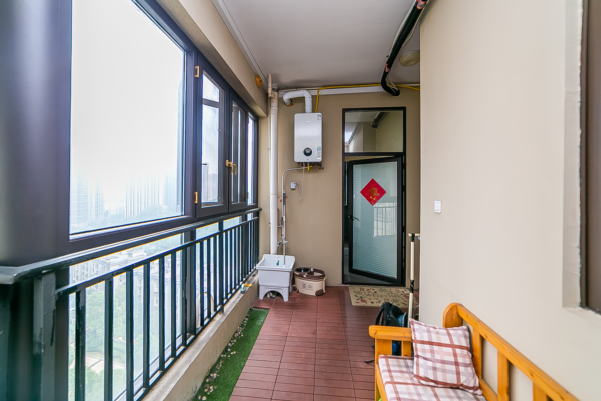 中建江山壹号  4室2厅2卫    550.0万 中建江山壹号  4室2厅2卫    550.0万阳台