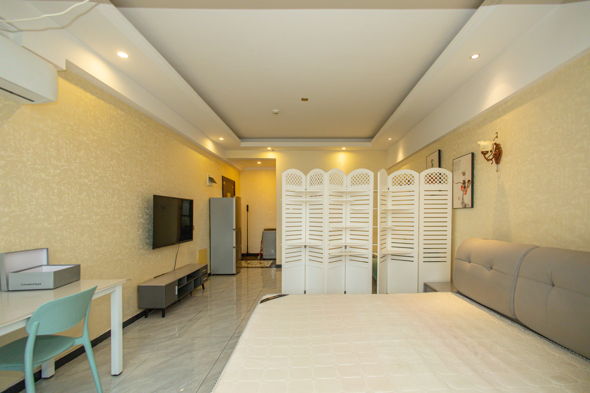 未来漫城 1室1厅1卫 42.0万 未来漫城 1室1厅1卫 42.0万卧室