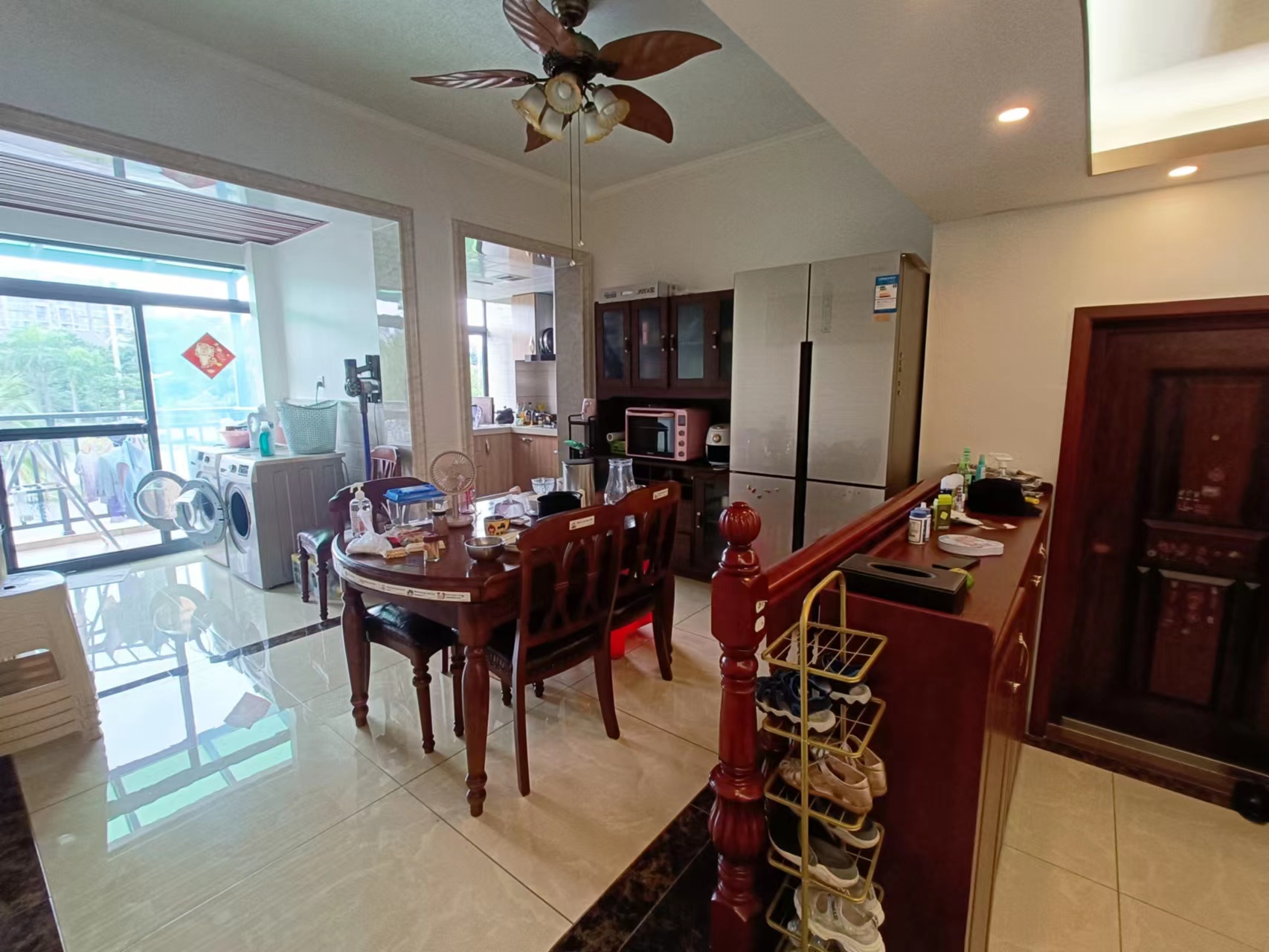 泰达比华利山庄 3室2厅2卫 325.0万 泰达比华利山庄 3室2厅2卫 325.0万室内图