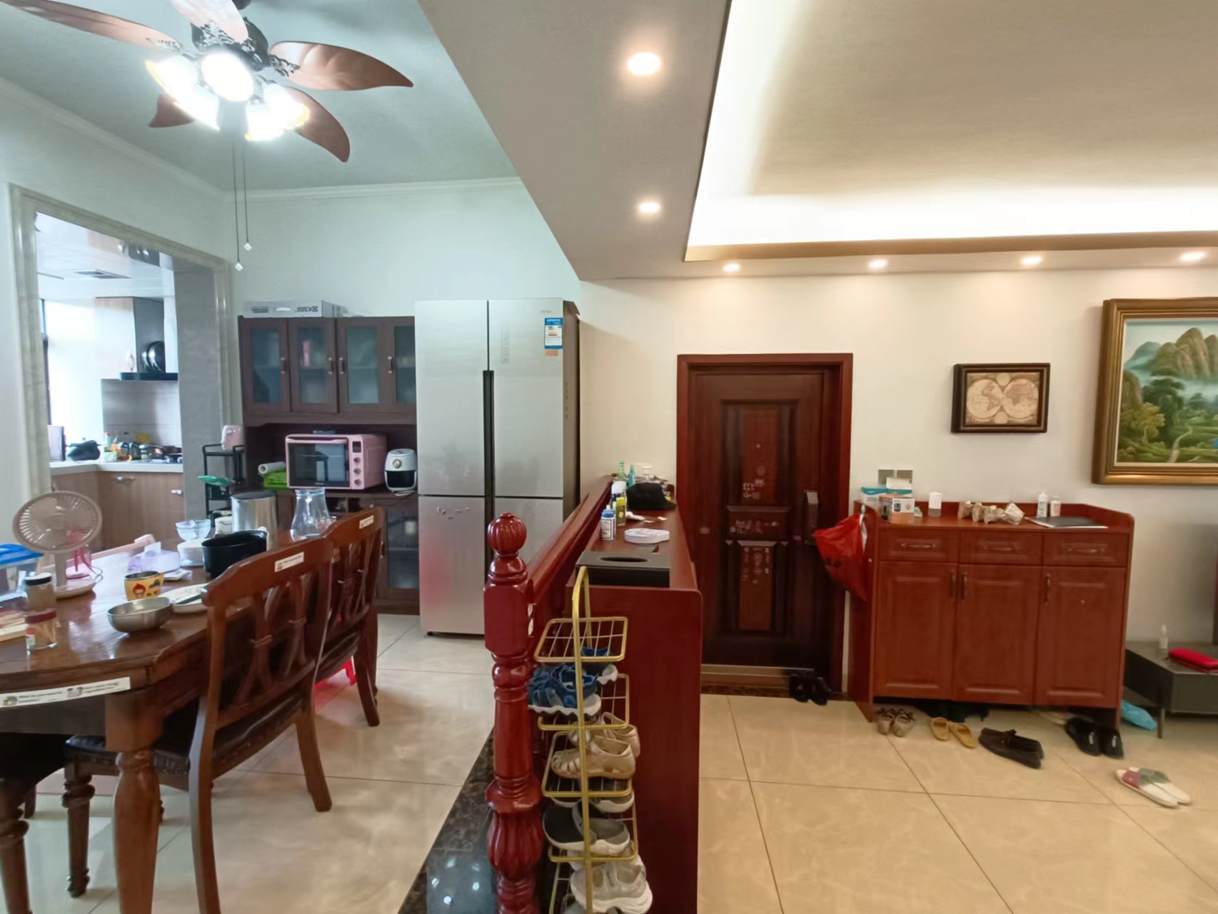 泰达比华利山庄 3室2厅2卫 325.0万 泰达比华利山庄 3室2厅2卫 325.0万室内图